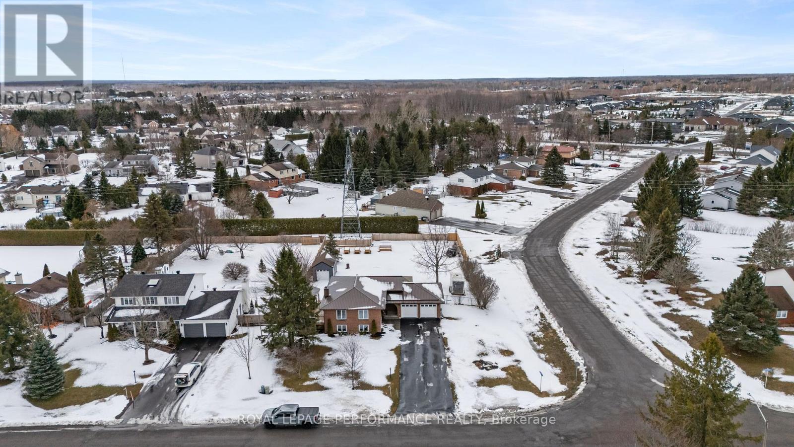 7028 Shadow Ridge Drive, Ottawa, Ontario  K4P 1B7 - Photo 2 - X12891758