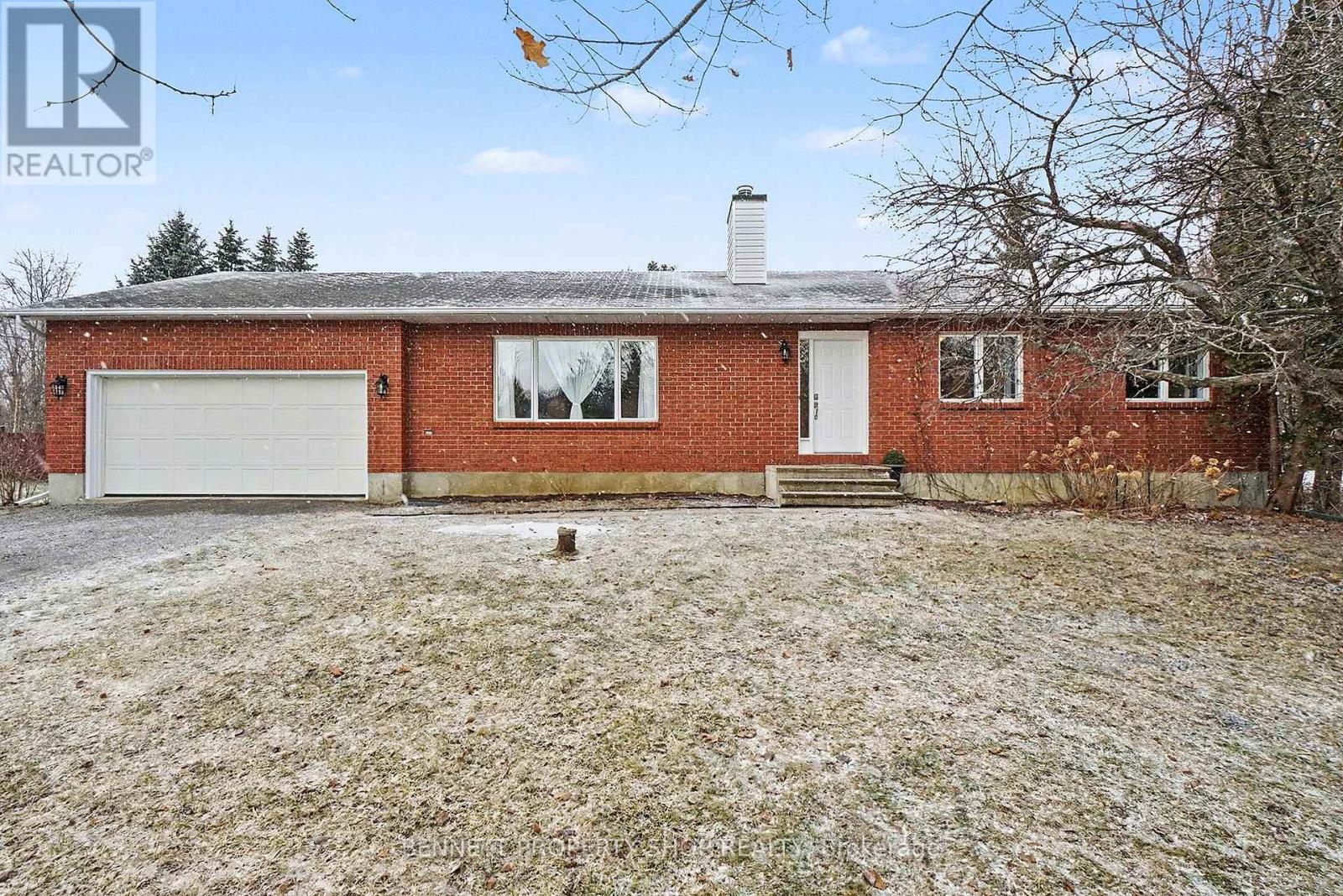 1262 Rousseau Crescent, Ottawa, Ontario  K4P 1B3 - Photo 2 - X12891798