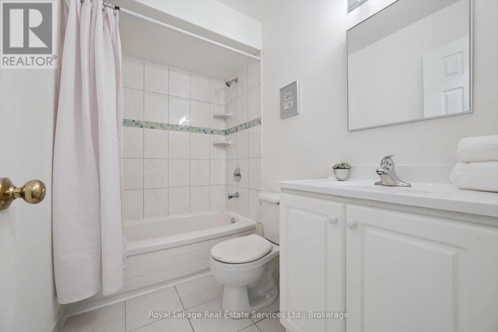 136 - 48 Crimson Mill Way, Toronto (St. Andrew-Windfields), Ontario  M2L 1T6 - Photo 24 - C12891888