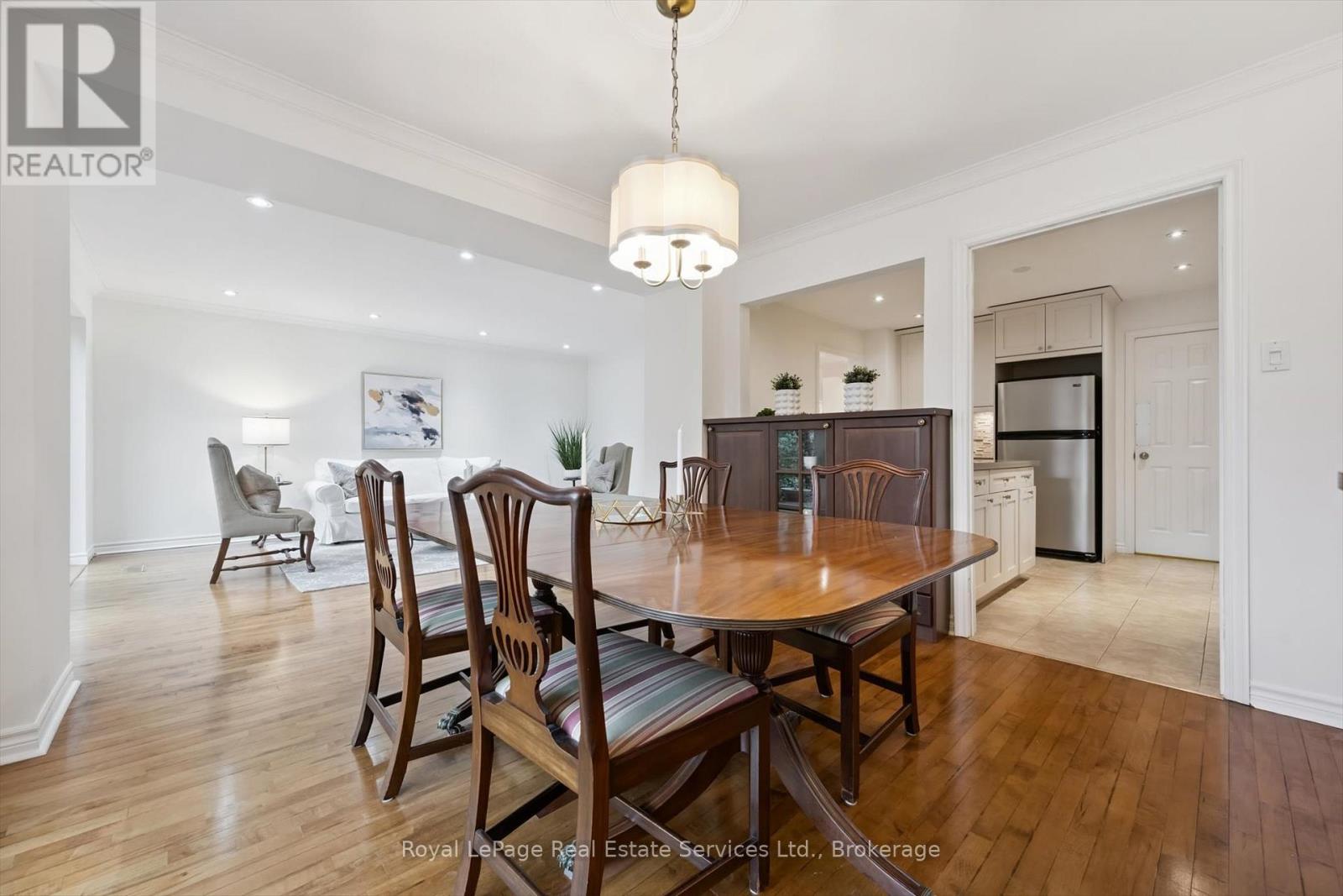 136 - 48 Crimson Mill Way, Toronto (St. Andrew-Windfields), Ontario  M2L 1T6 - Photo 8 - C12891888