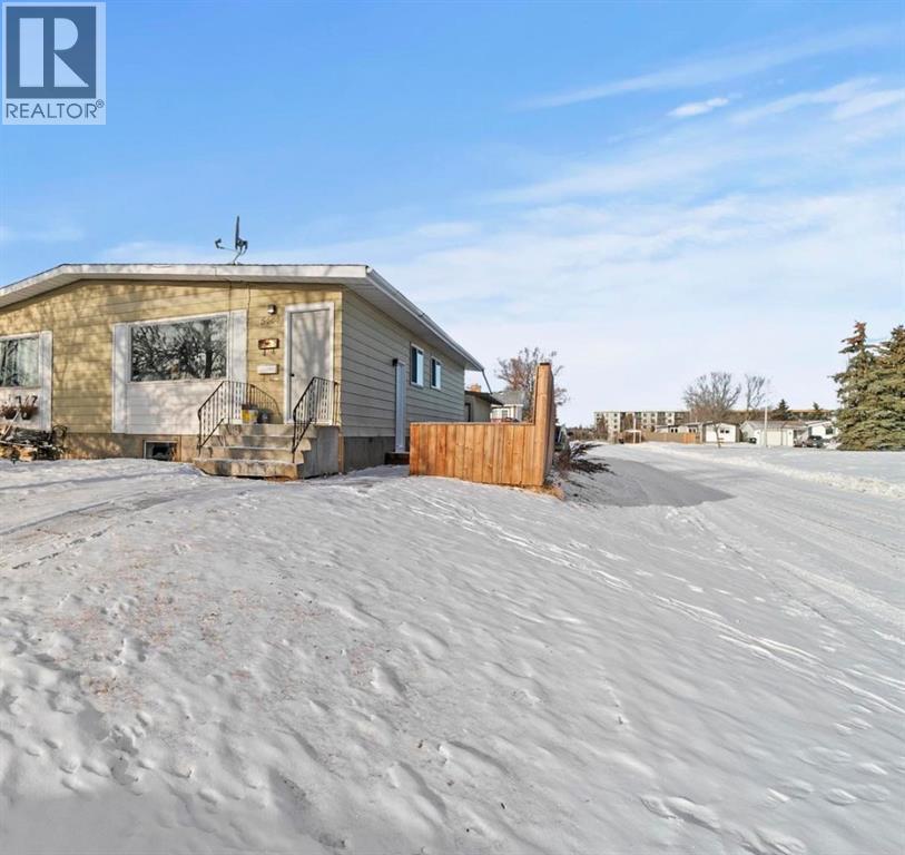 5444 50 Street, camrose, Alberta