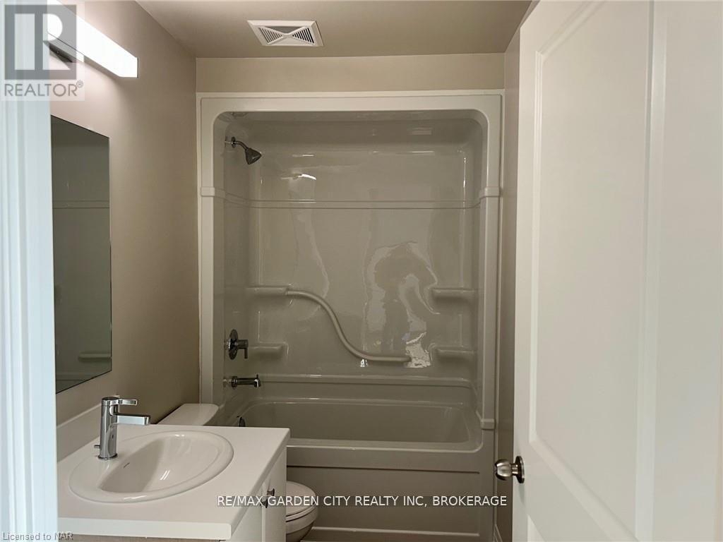 0438 - 50 Herrick Avenue, St. Catharines (Oakdale), Ontario  L2P 2S4 - Photo 15 - X12891756