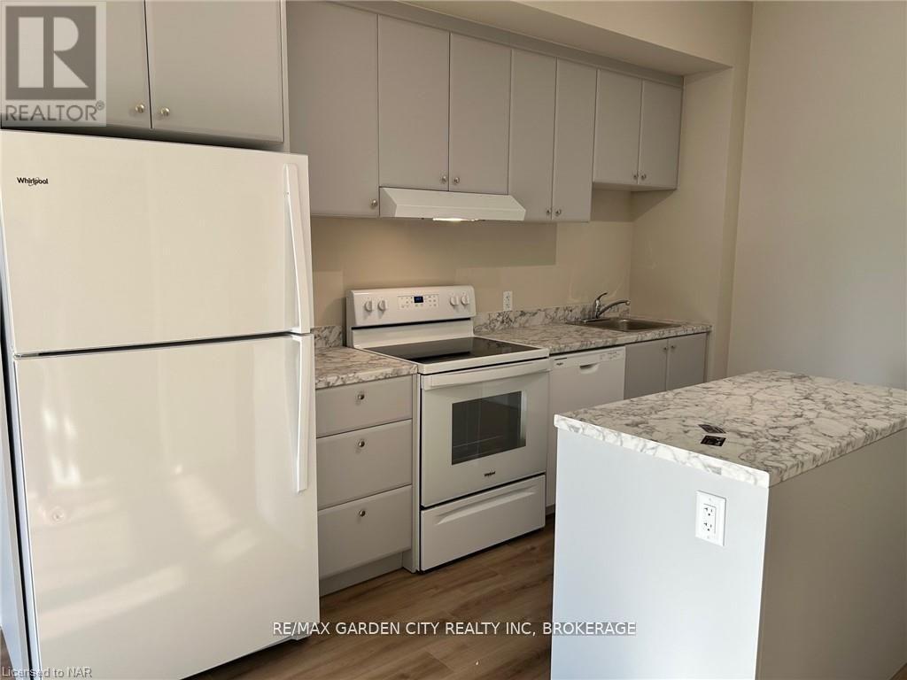 0438 - 50 Herrick Avenue, St. Catharines (Oakdale), Ontario  L2P 2S4 - Photo 5 - X12891756