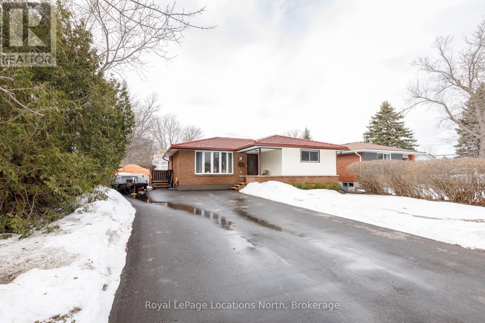 498 Spruce Street, Collingwood, Ontario  L9Y 3H6 - Photo 2 - S12891836