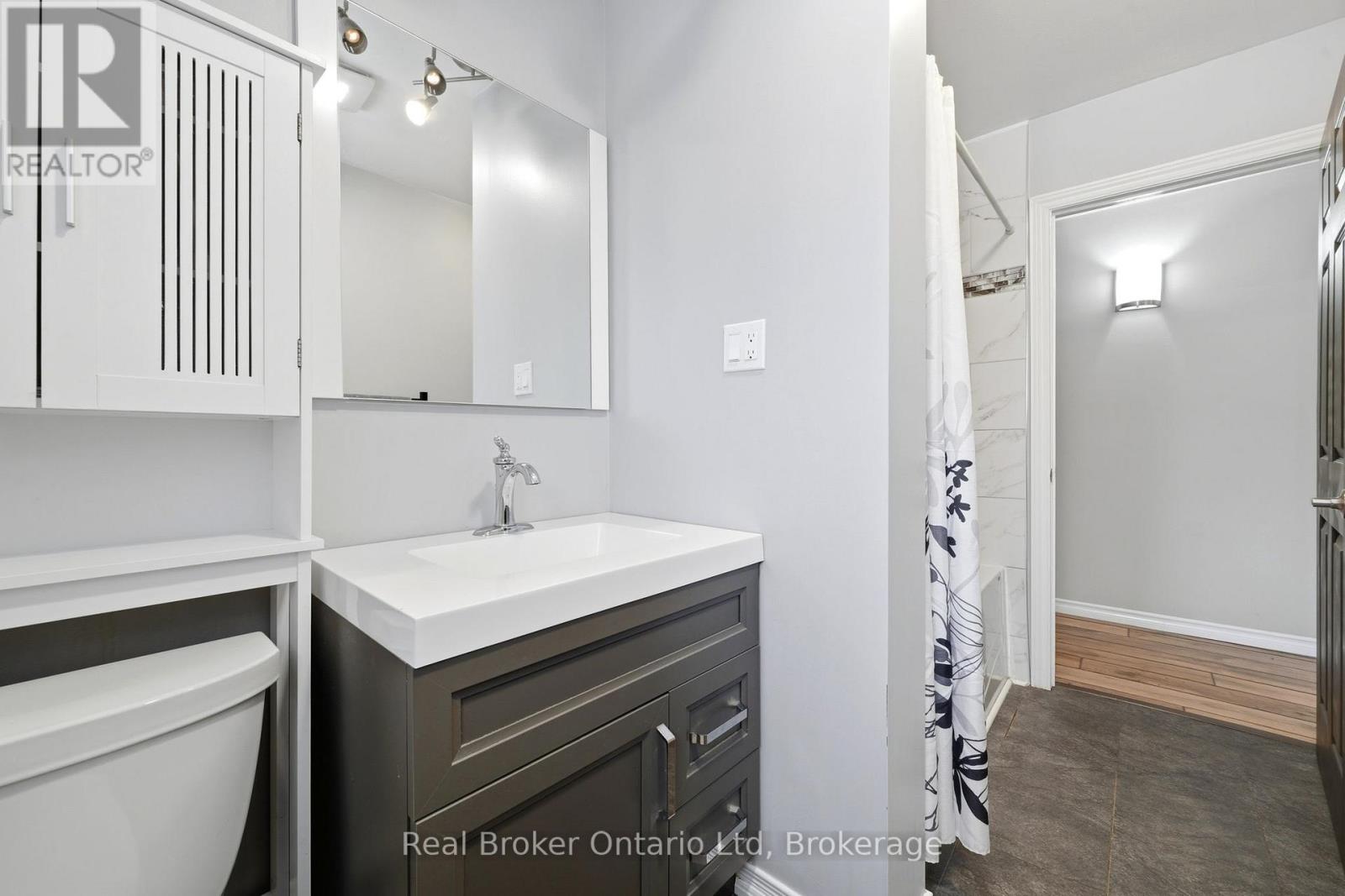 8271 93 Highway, Tiny, Ontario  L0K 2E1 - Photo 14 - S12891926