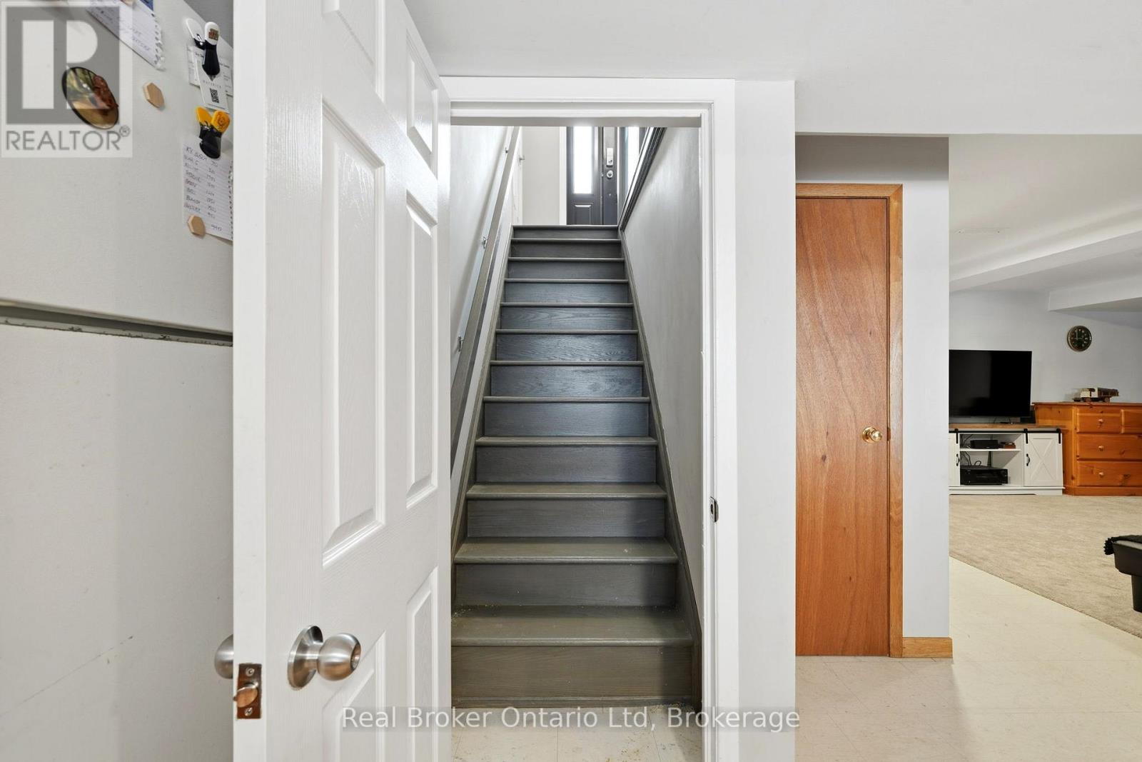 8271 93 Highway, Tiny, Ontario  L0K 2E1 - Photo 22 - S12891926