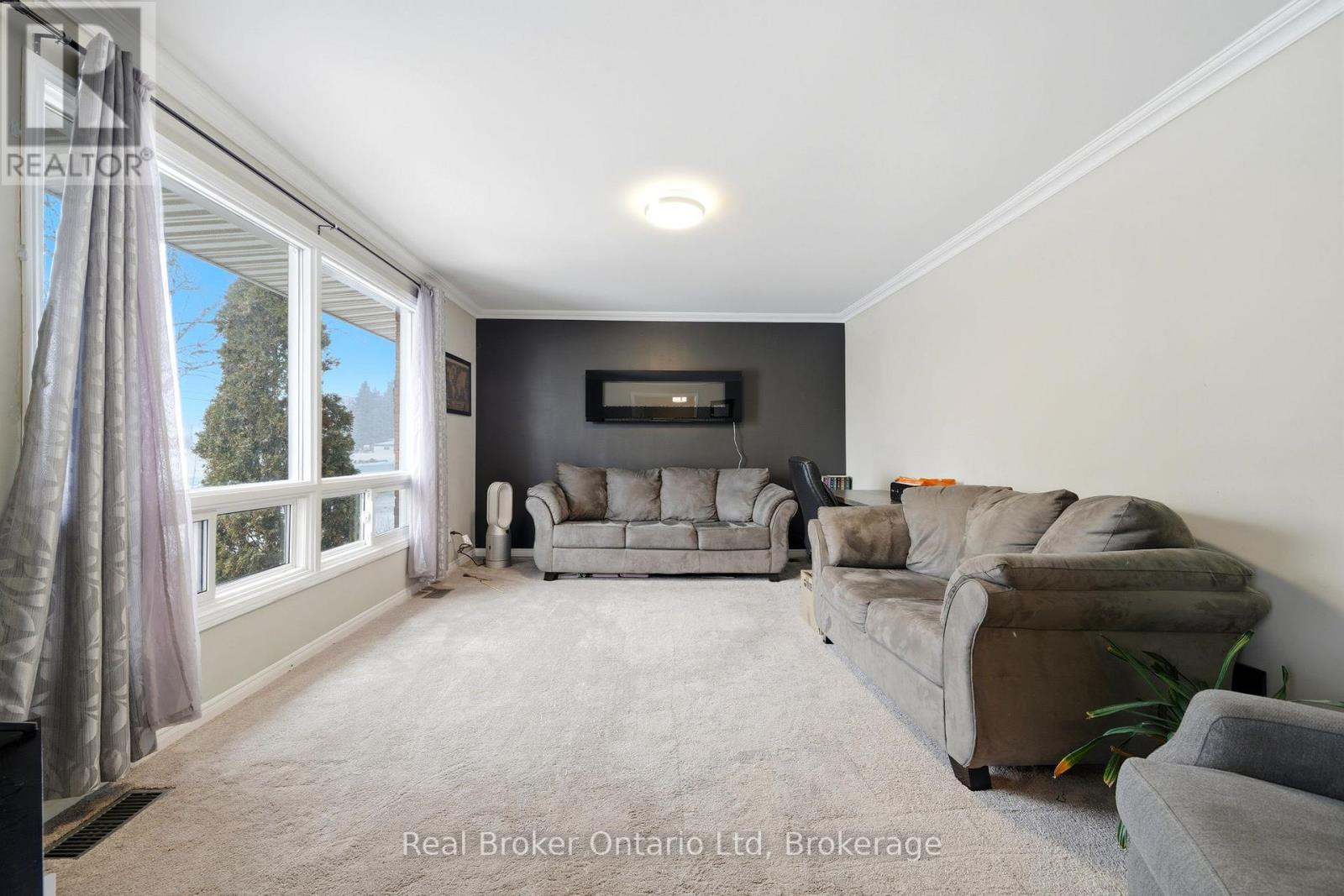 8271 93 Highway, Tiny, Ontario  L0K 2E1 - Photo 6 - S12891926