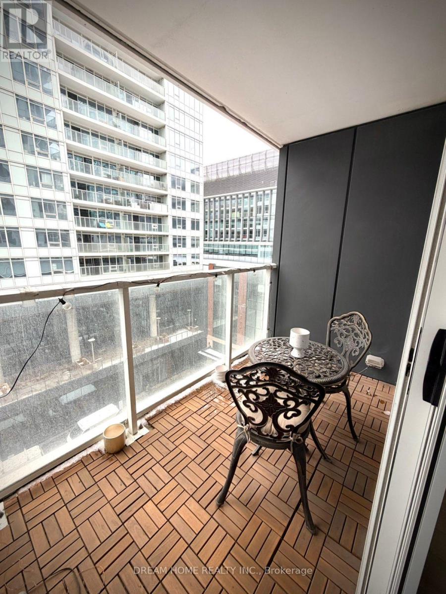 709 - 19 Bathurst Street, Toronto, Ontario  M5V 0N2 - Photo 9 - C12891766