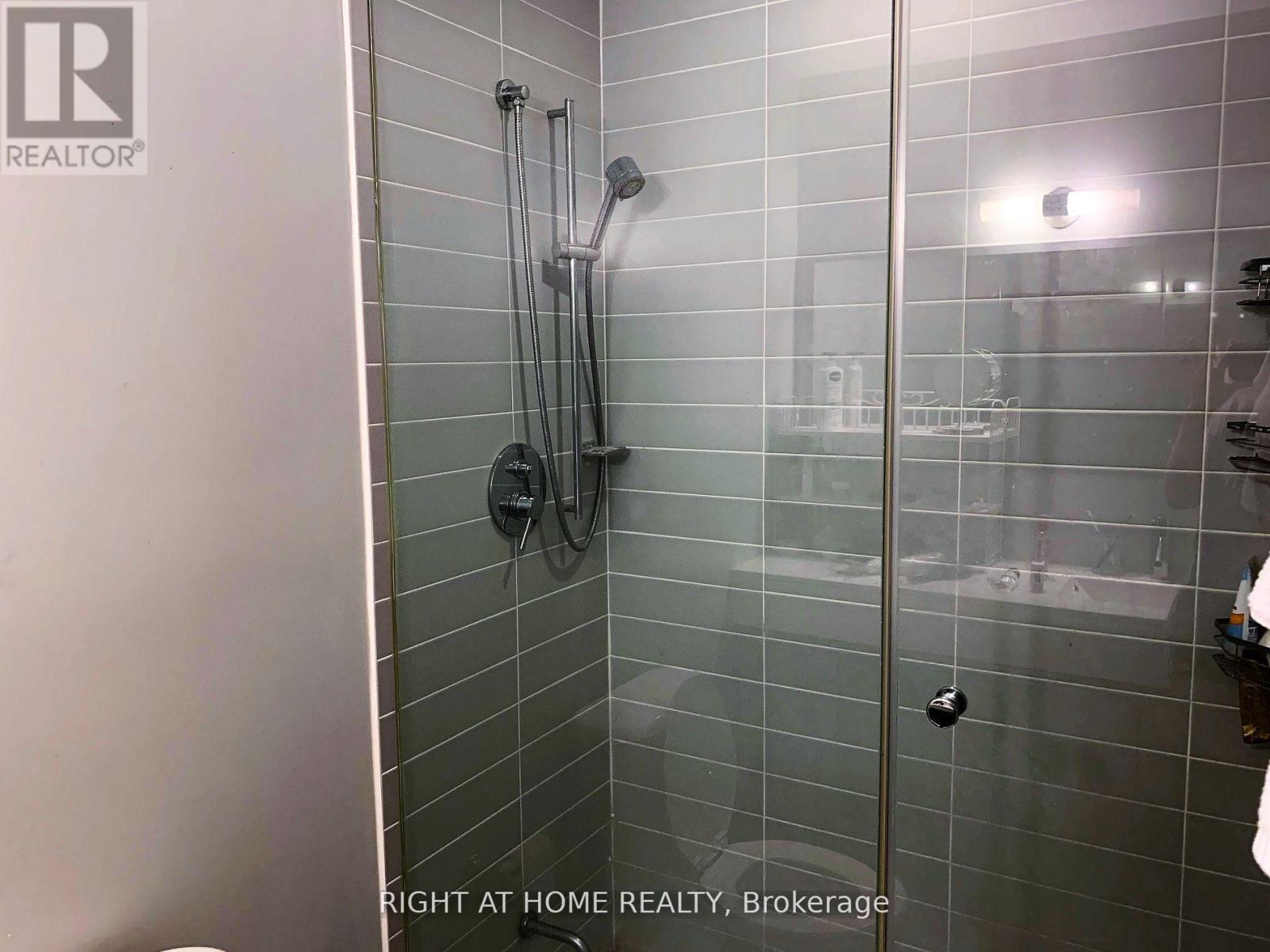 920 - 21 Nelson Street, Toronto, Ontario  M5V 3H9 - Photo 13 - C12891778