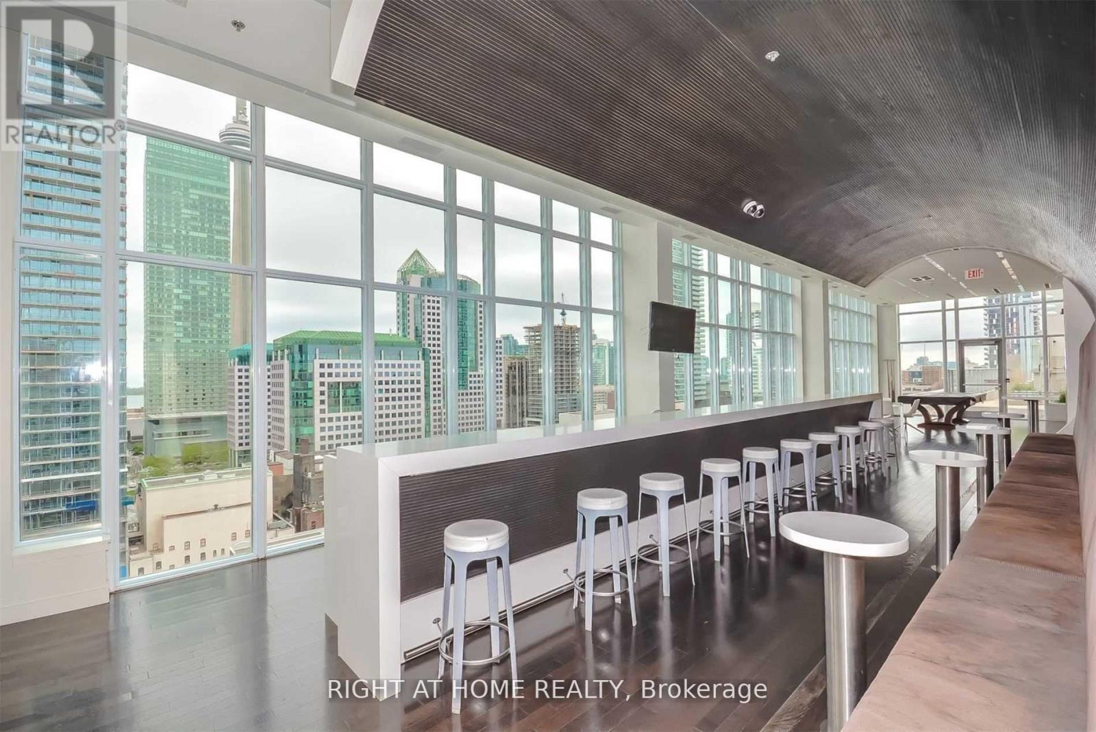 920 - 21 Nelson Street, Toronto, Ontario  M5V 3H9 - Photo 22 - C12891778