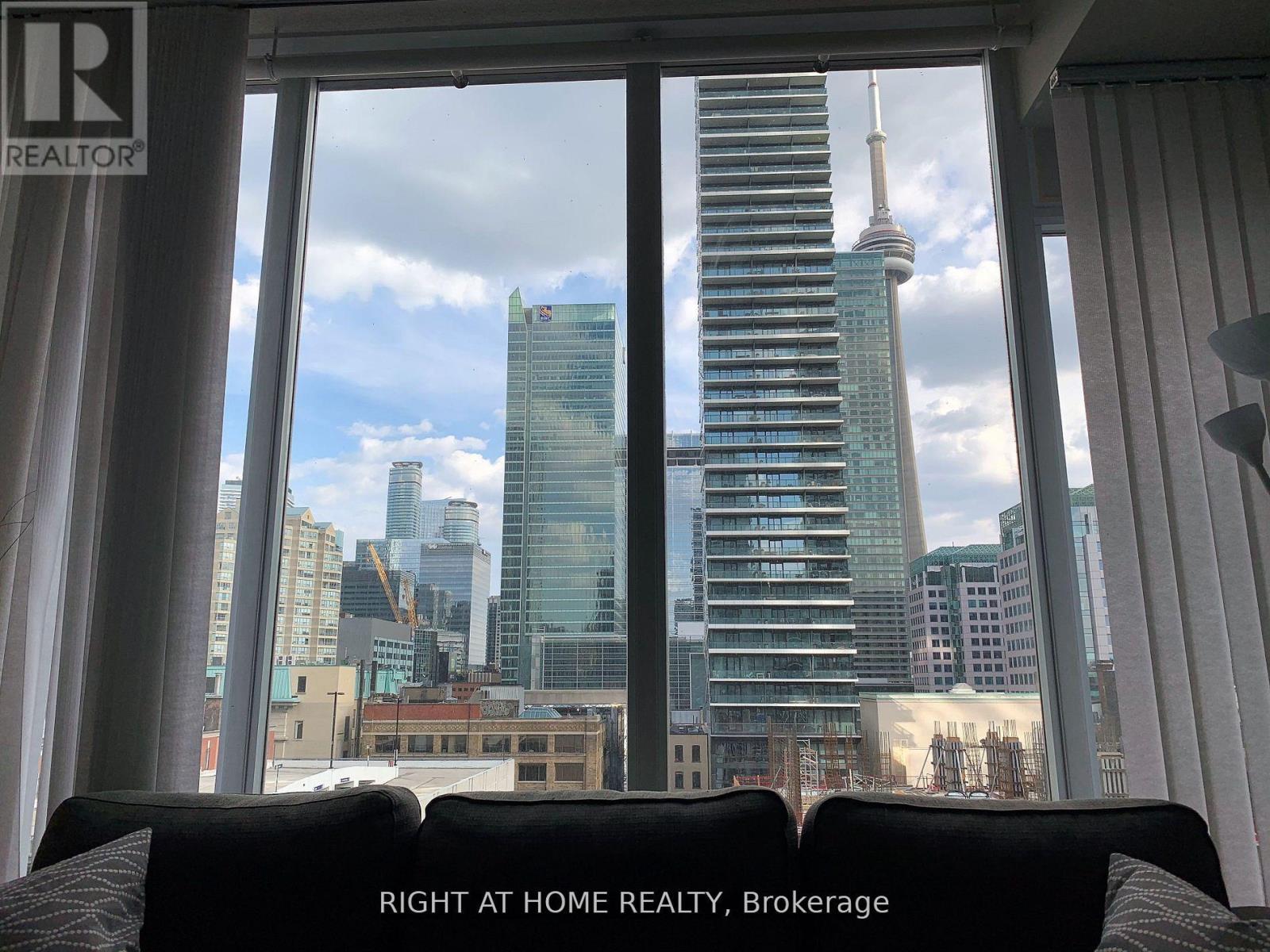 920 - 21 Nelson Street, Toronto, Ontario  M5V 3H9 - Photo 8 - C12891778