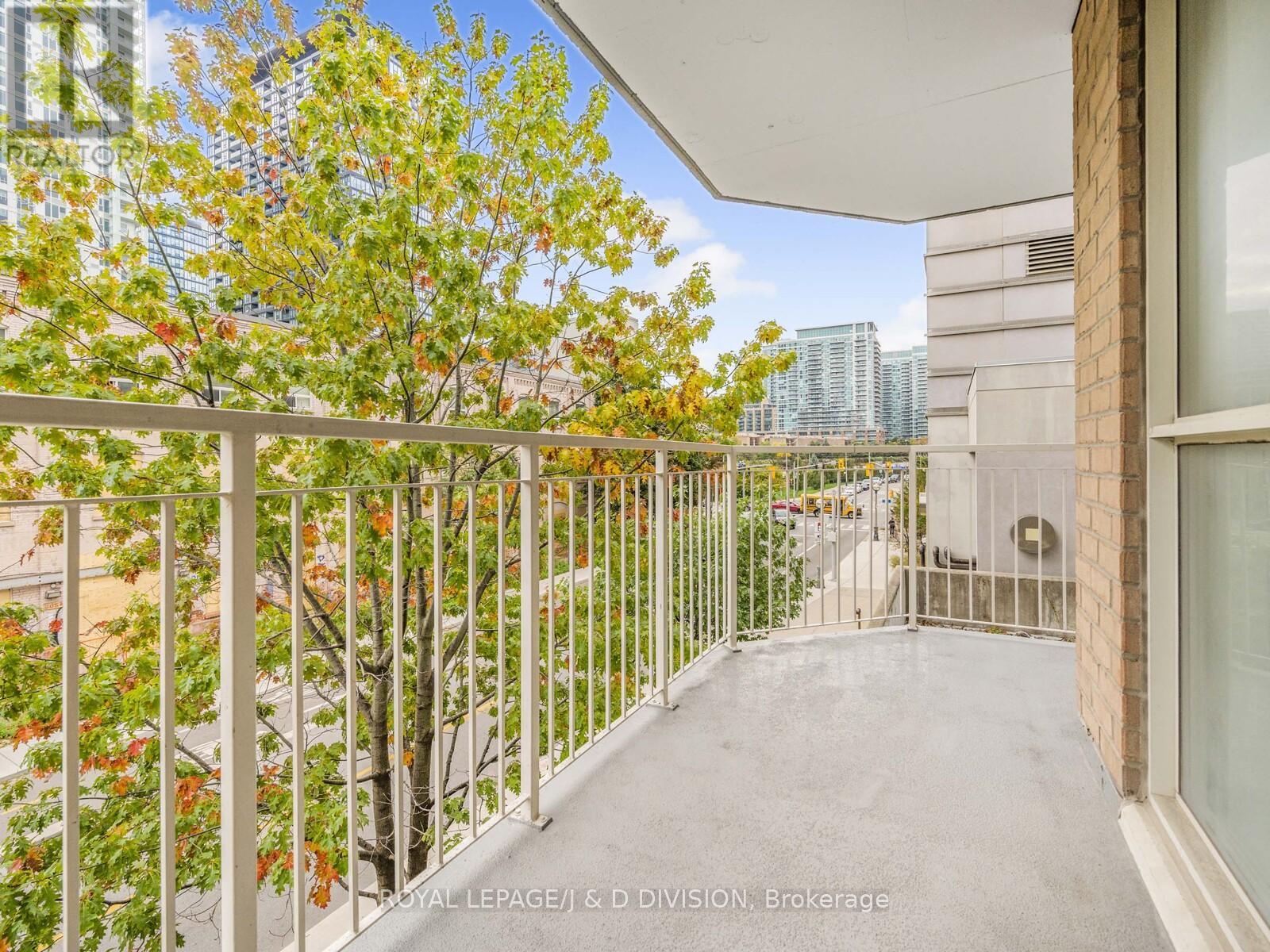 305 - 18 Stafford Street, Toronto, Ontario  M5V 3W4 - Photo 17 - C12891788