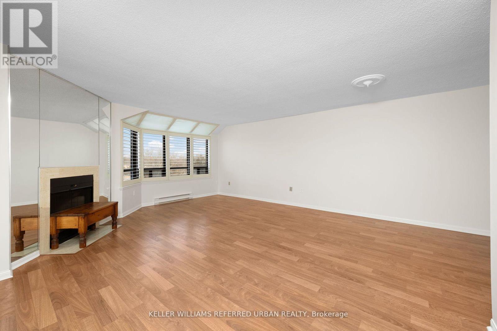 522 - 255 The Donway W, Toronto, Ontario  M3B 3M3 - Photo 2 - C12891842