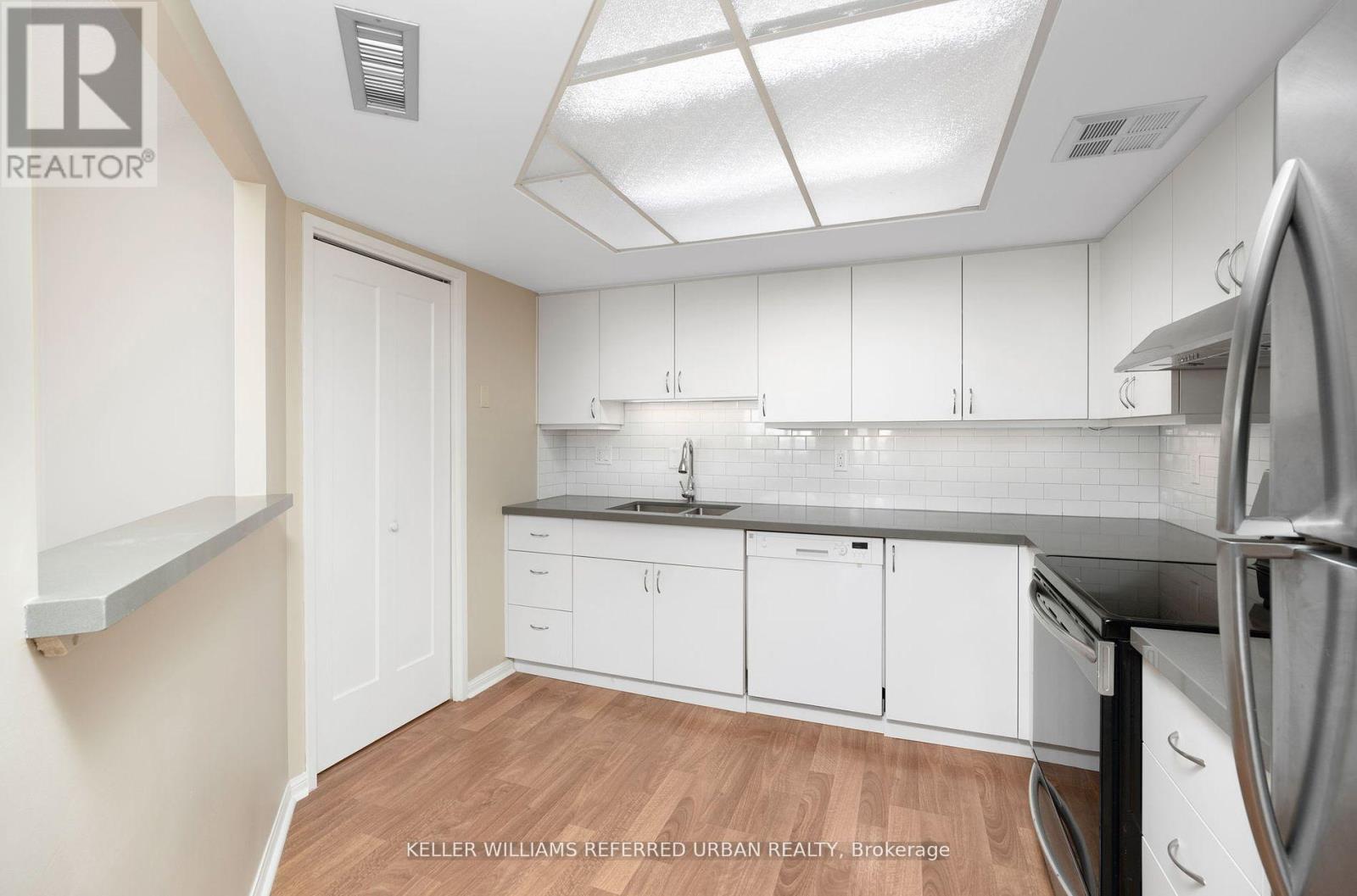 522 - 255 The Donway W, Toronto, Ontario  M3B 3M3 - Photo 6 - C12891842