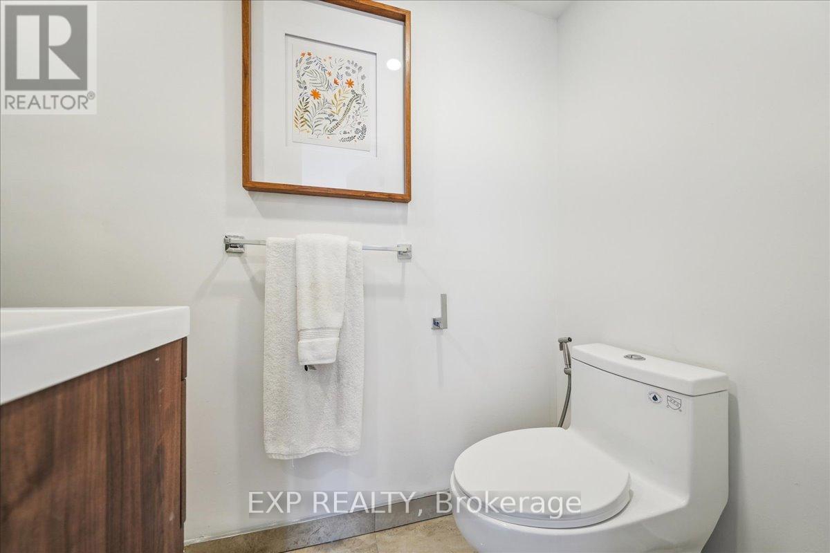 74 - 10 Laurie Shepway, Toronto, Ontario  M2J 1X6 - Photo 20 - C12891924