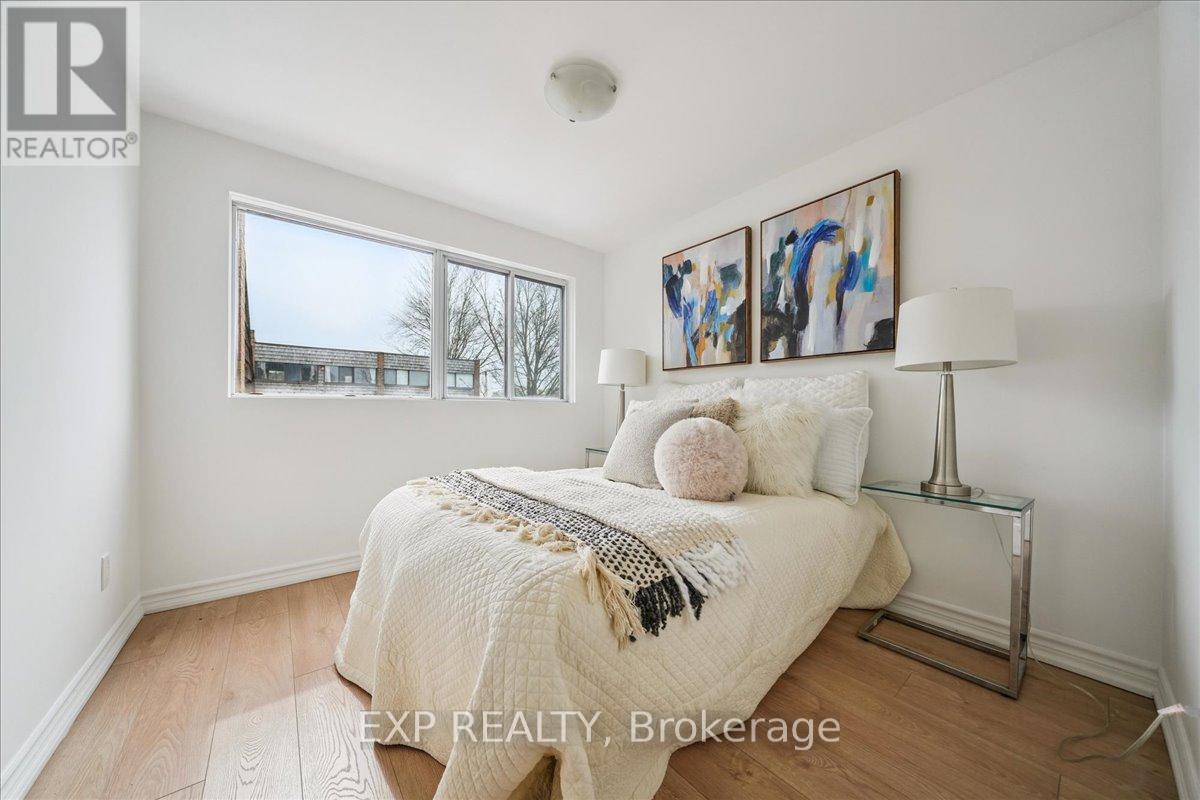 74 - 10 Laurie Shepway, Toronto, Ontario  M2J 1X6 - Photo 21 - C12891924