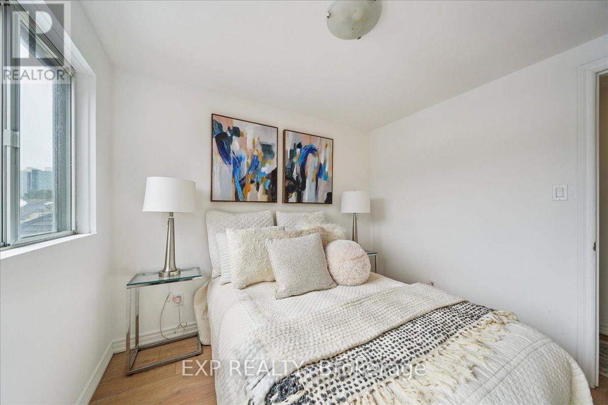 74 - 10 Laurie Shepway, Toronto, Ontario  M2J 1X6 - Photo 22 - C12891924