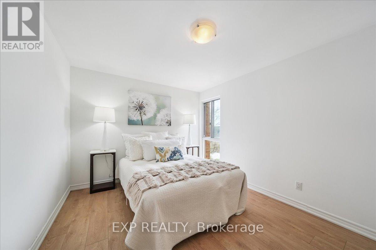 74 - 10 Laurie Shepway, Toronto, Ontario  M2J 1X6 - Photo 24 - C12891924