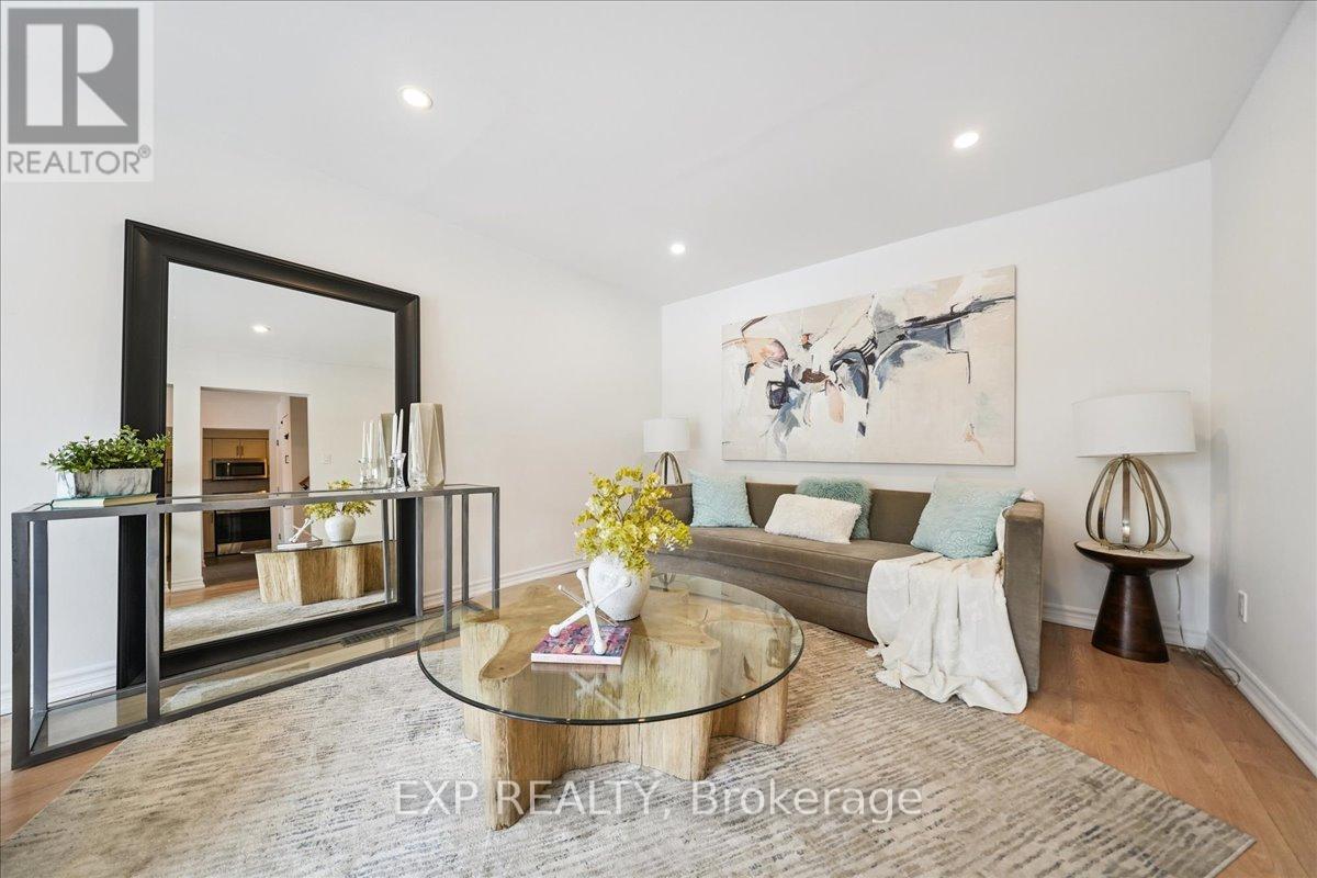 74 - 10 Laurie Shepway, Toronto, Ontario  M2J 1X6 - Photo 6 - C12891924