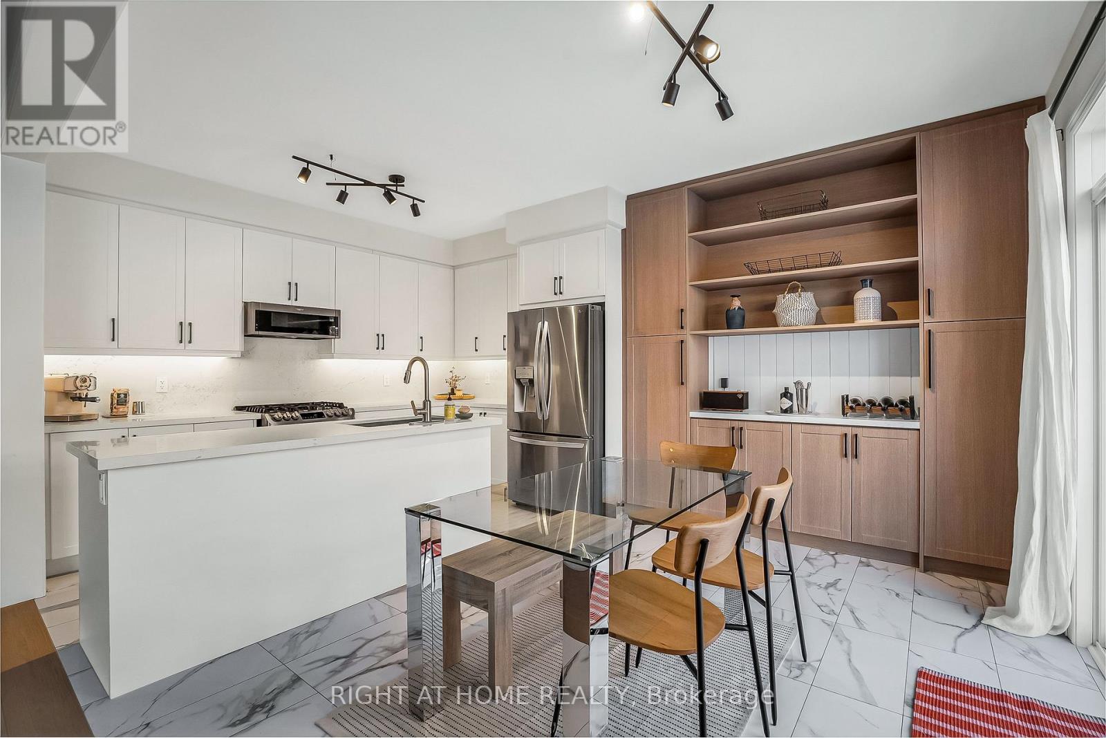 1174 Sepia Square, Pickering, Ontario  L1X 0H1 - Photo 20 - E12891832