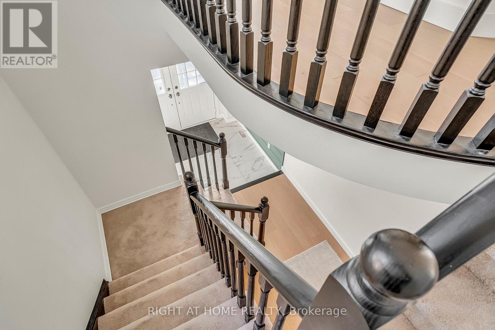 1174 Sepia Square, Pickering, Ontario  L1X 0H1 - Photo 24 - E12891832