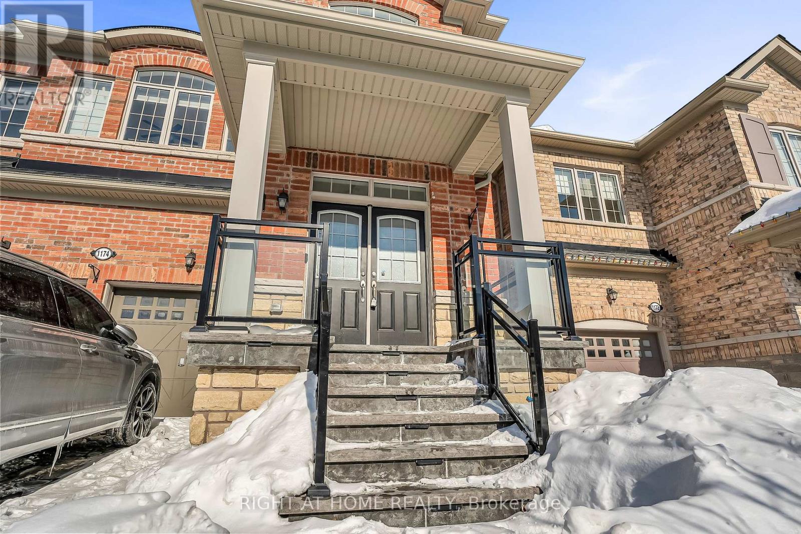 1174 Sepia Square, Pickering, Ontario  L1X 0H1 - Photo 3 - E12891832