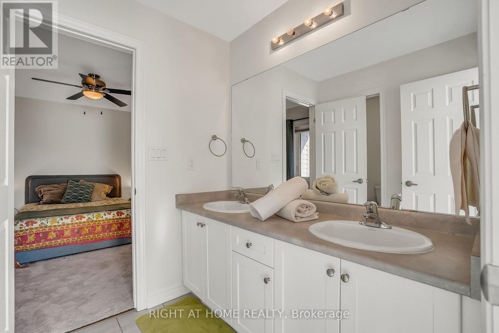 1174 Sepia Square, Pickering, Ontario  L1X 0H1 - Photo 39 - E12891832