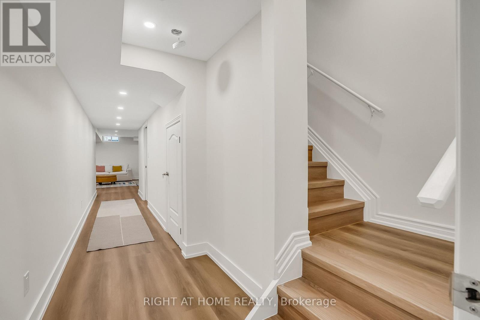 1174 Sepia Square, Pickering, Ontario  L1X 0H1 - Photo 46 - E12891832