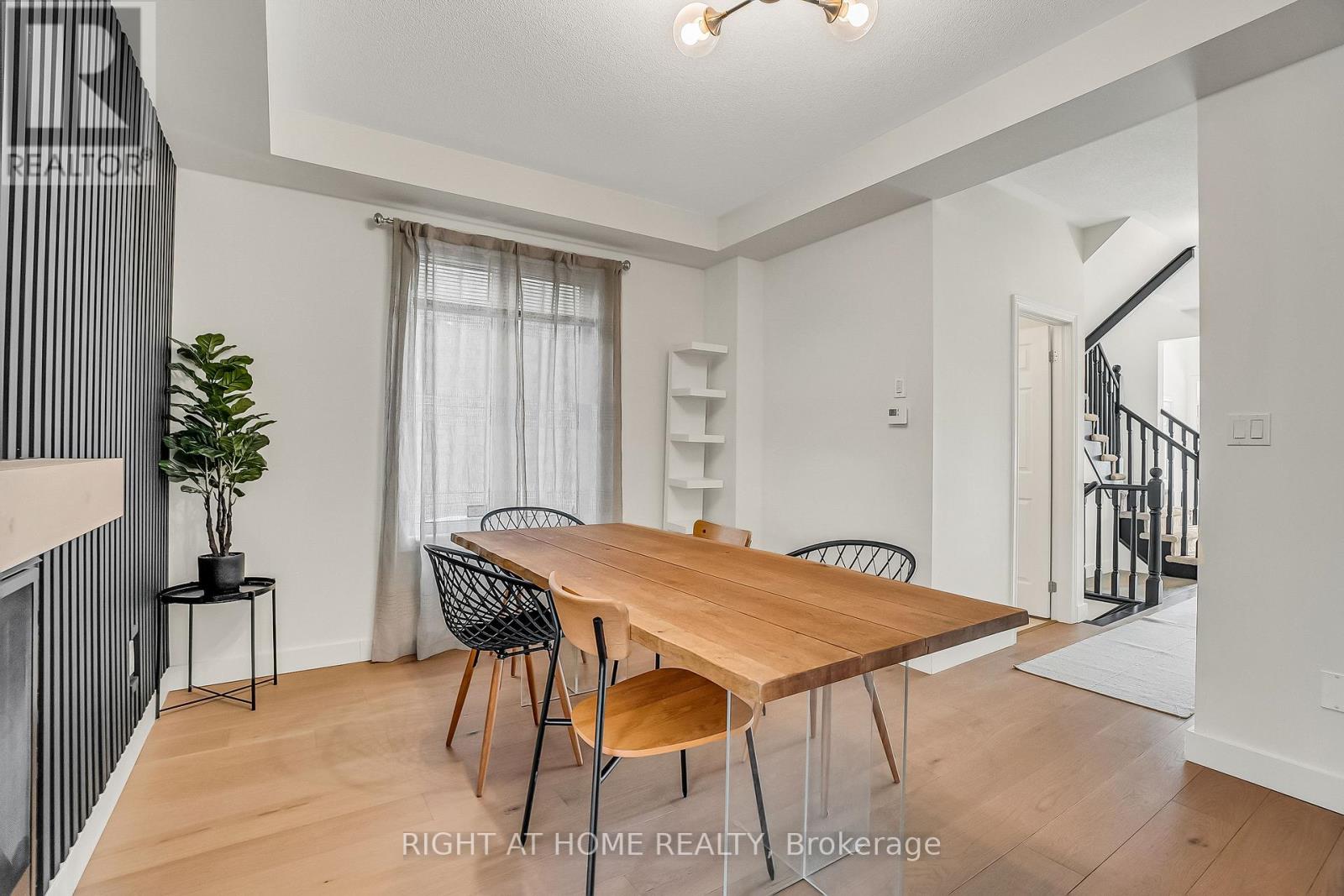 1174 Sepia Square, Pickering, Ontario  L1X 0H1 - Photo 8 - E12891832