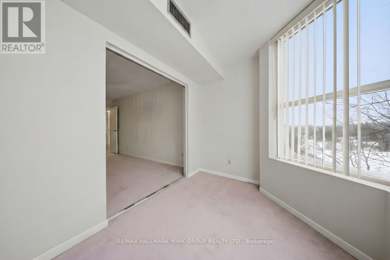 604 - 250 Davis Drive, Newmarket, Ontario  L3Y 7T7 - Photo 14 - N12891790