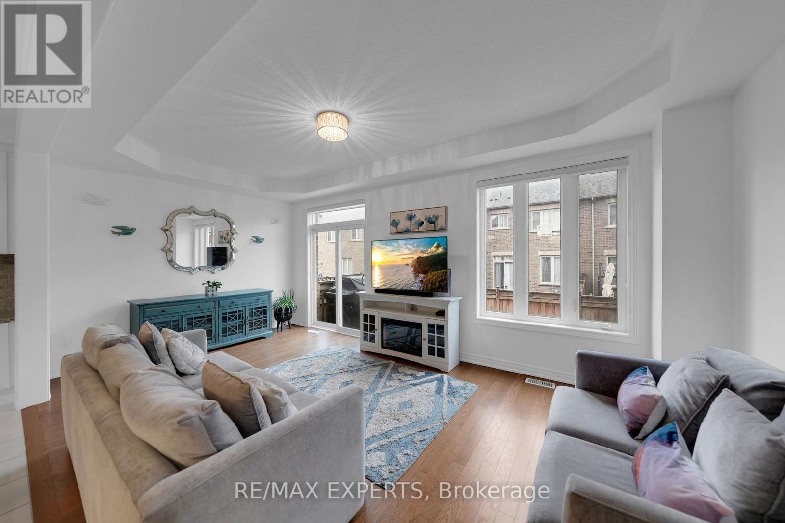 10 Homer Crescent, Aurora, Ontario  L4G 1B7 - Photo 15 - N12891812