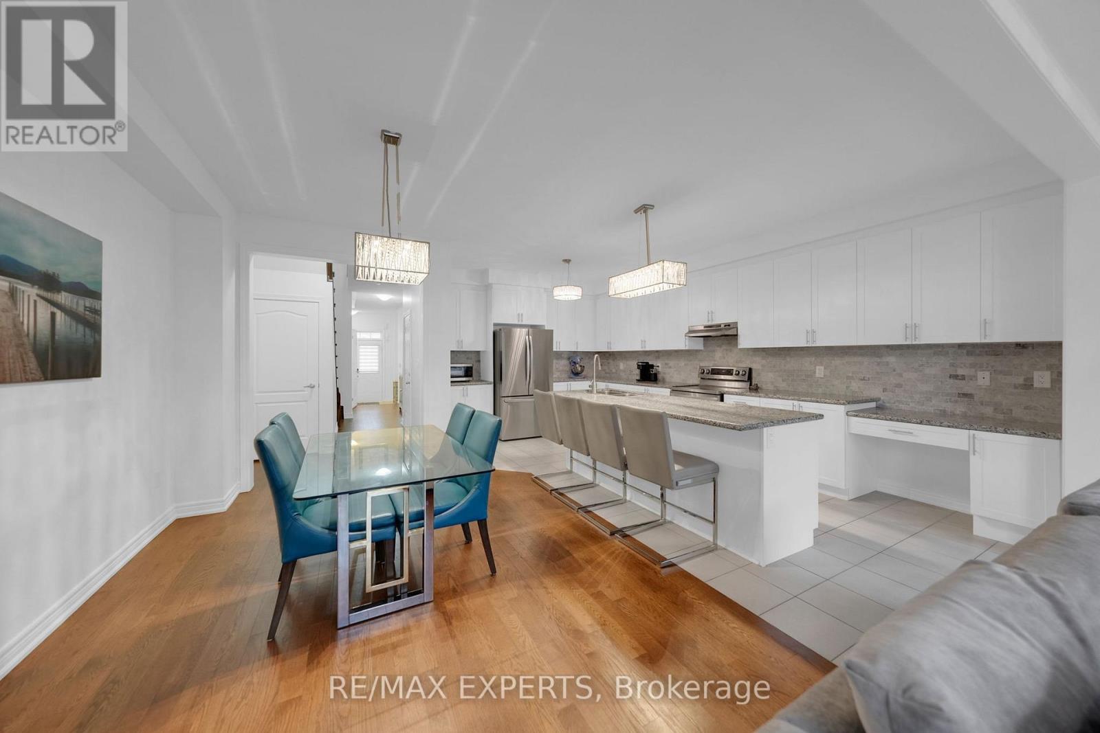 10 Homer Crescent, Aurora, Ontario  L4G 1B7 - Photo 16 - N12891812