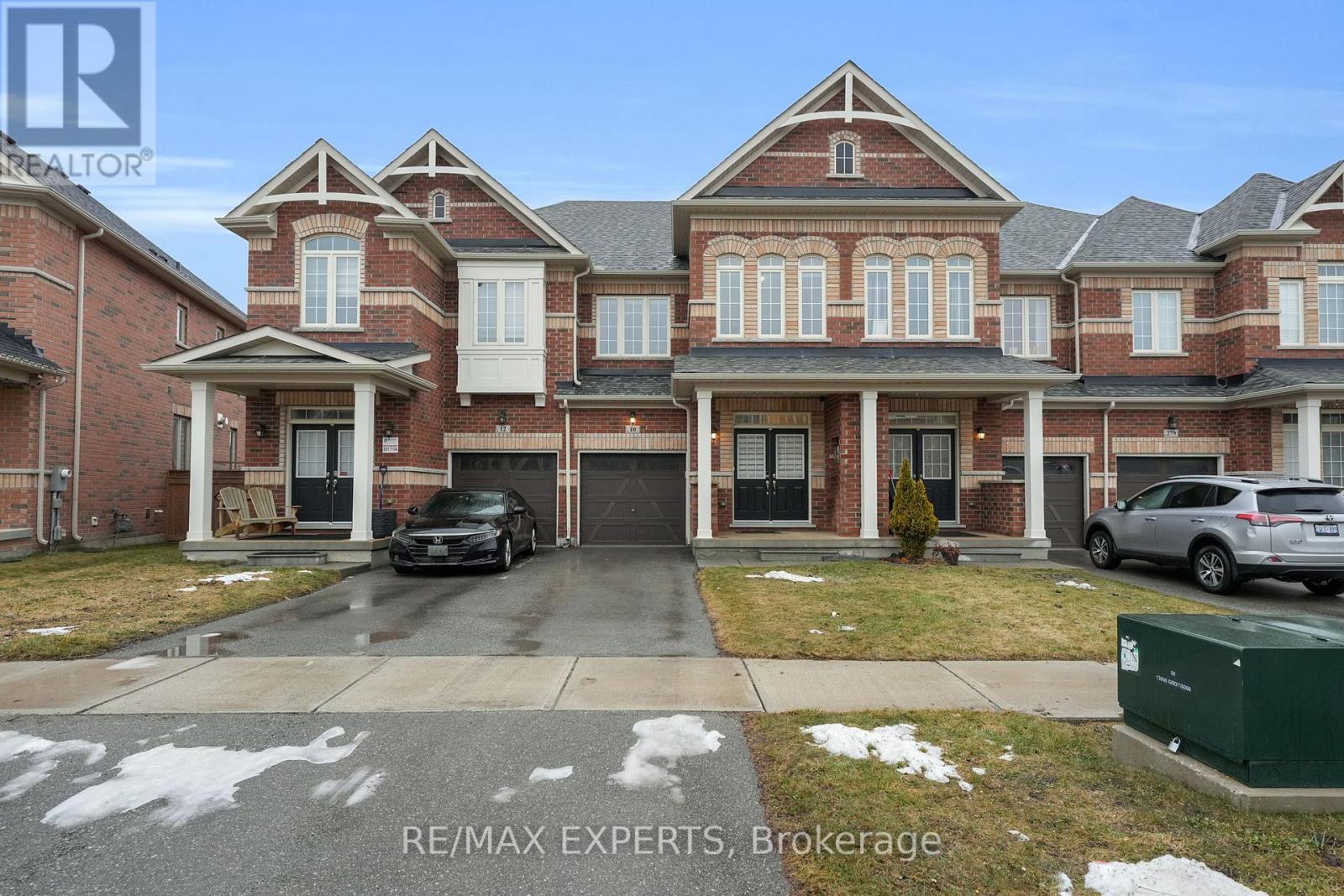 10 Homer Crescent, Aurora, Ontario  L4G 1B7 - Photo 2 - N12891812