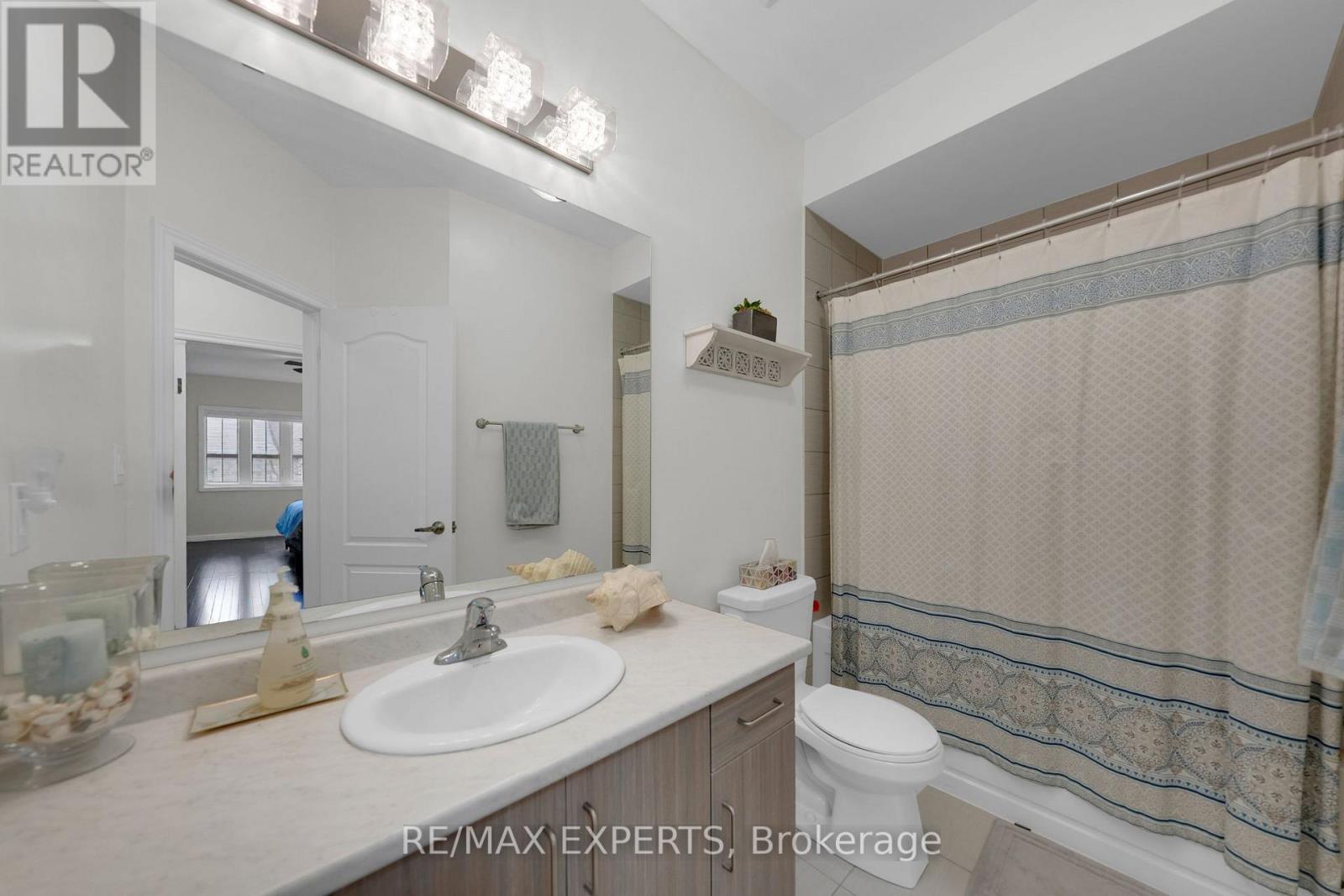 10 Homer Crescent, Aurora, Ontario  L4G 1B7 - Photo 22 - N12891812