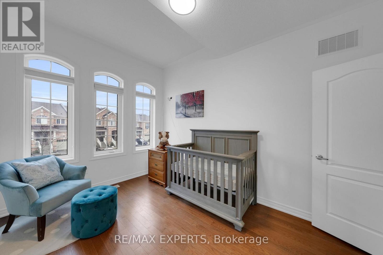 10 Homer Crescent, Aurora, Ontario  L4G 1B7 - Photo 26 - N12891812