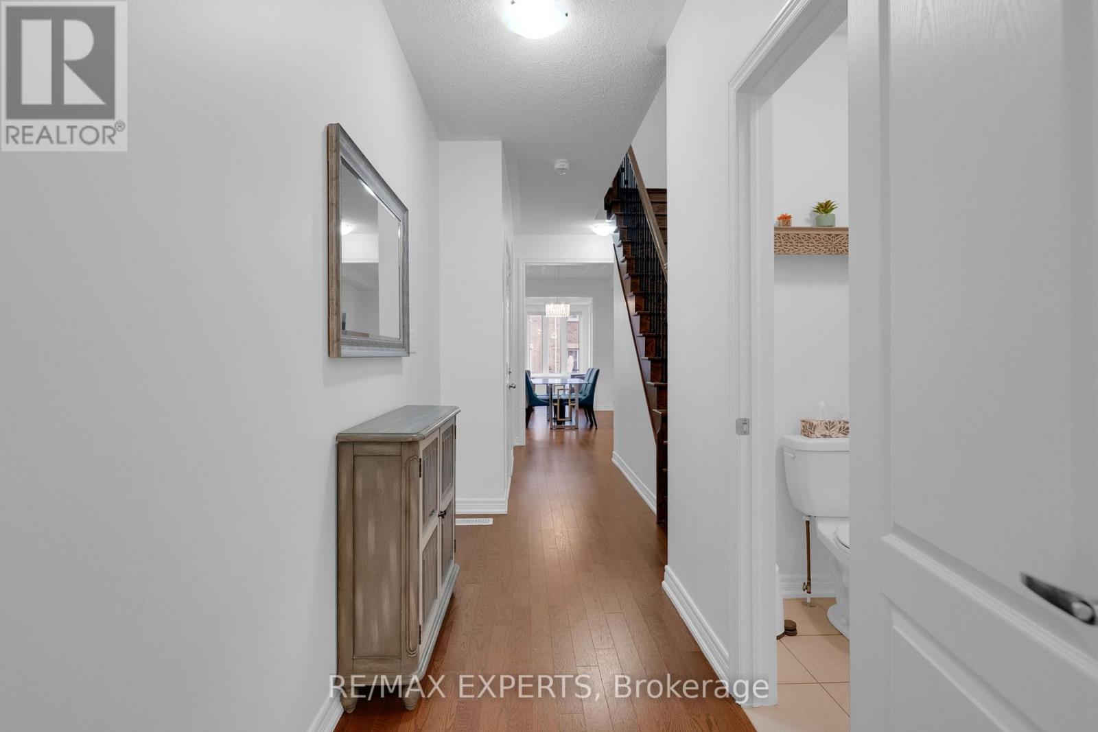 10 Homer Crescent, Aurora, Ontario  L4G 1B7 - Photo 5 - N12891812