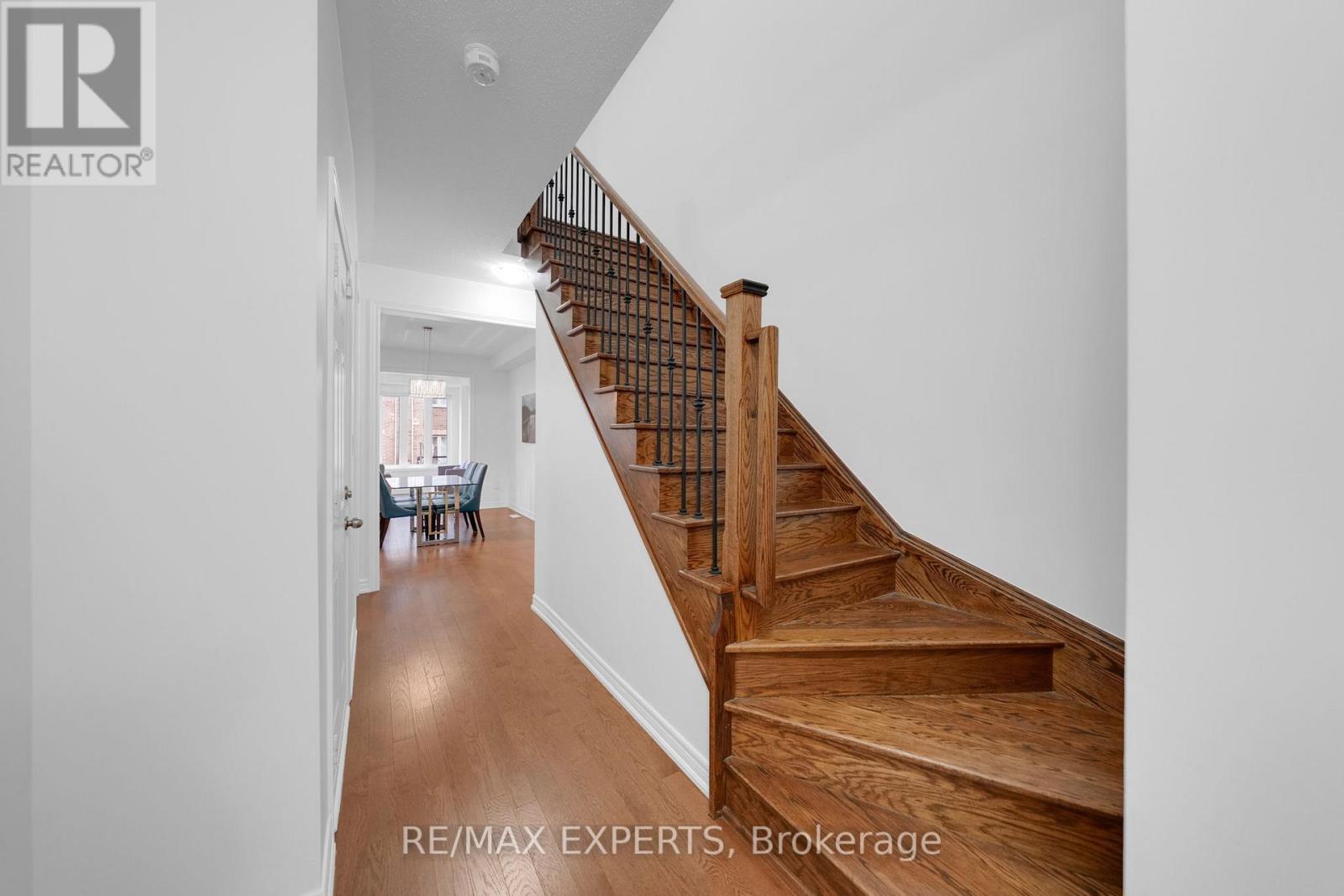 10 Homer Crescent, Aurora, Ontario  L4G 1B7 - Photo 7 - N12891812