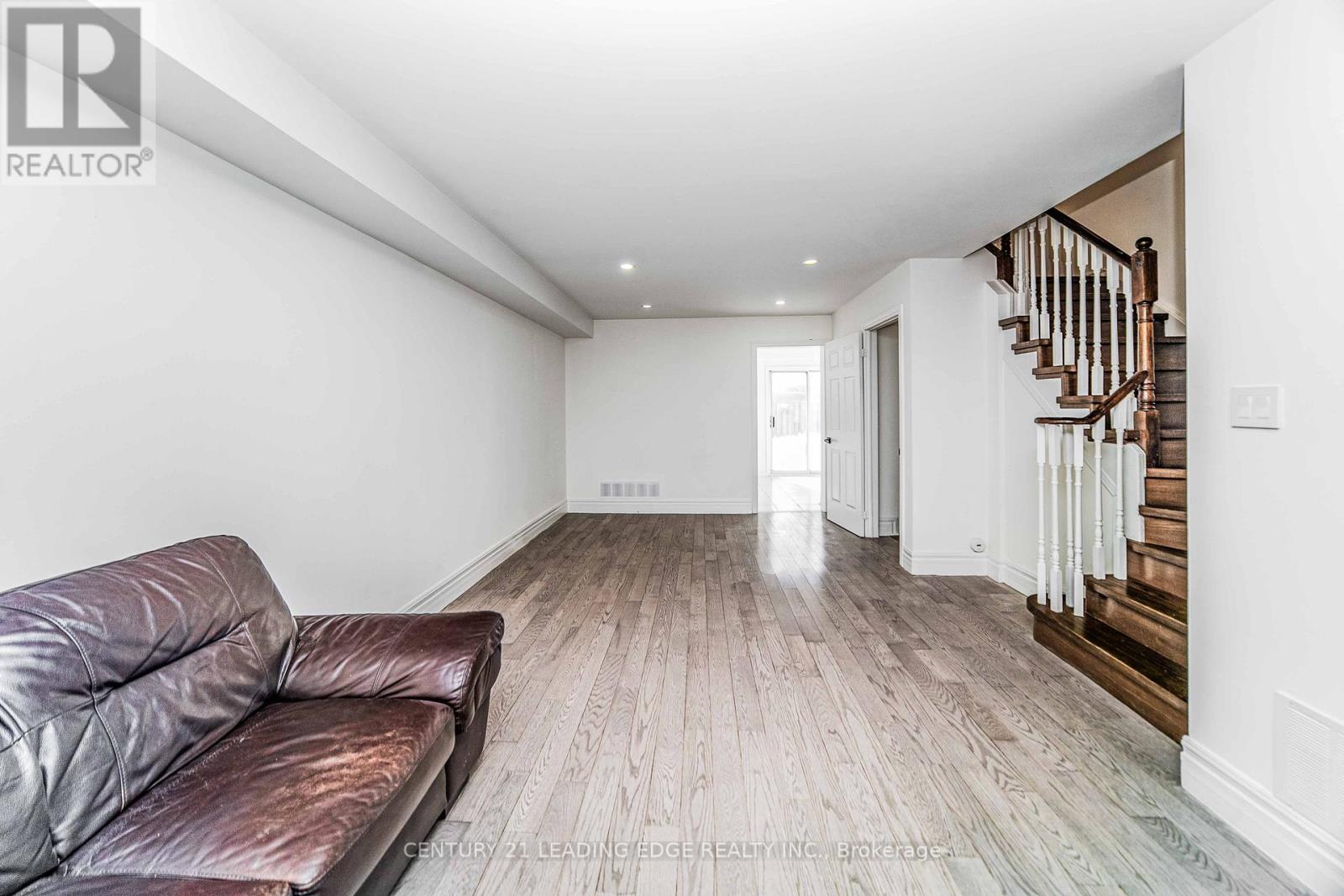 188 Milliken Meadows Drive, Markham, Ontario  L3R 0V9 - Photo 7 - N12891818