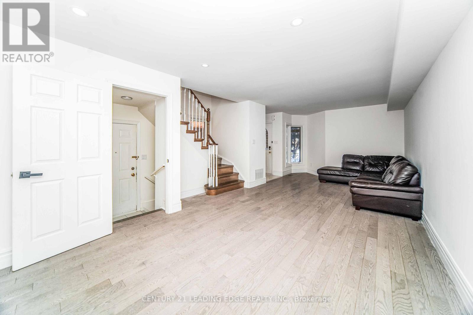 188 Milliken Meadows Drive, Markham, Ontario  L3R 0V9 - Photo 8 - N12891818