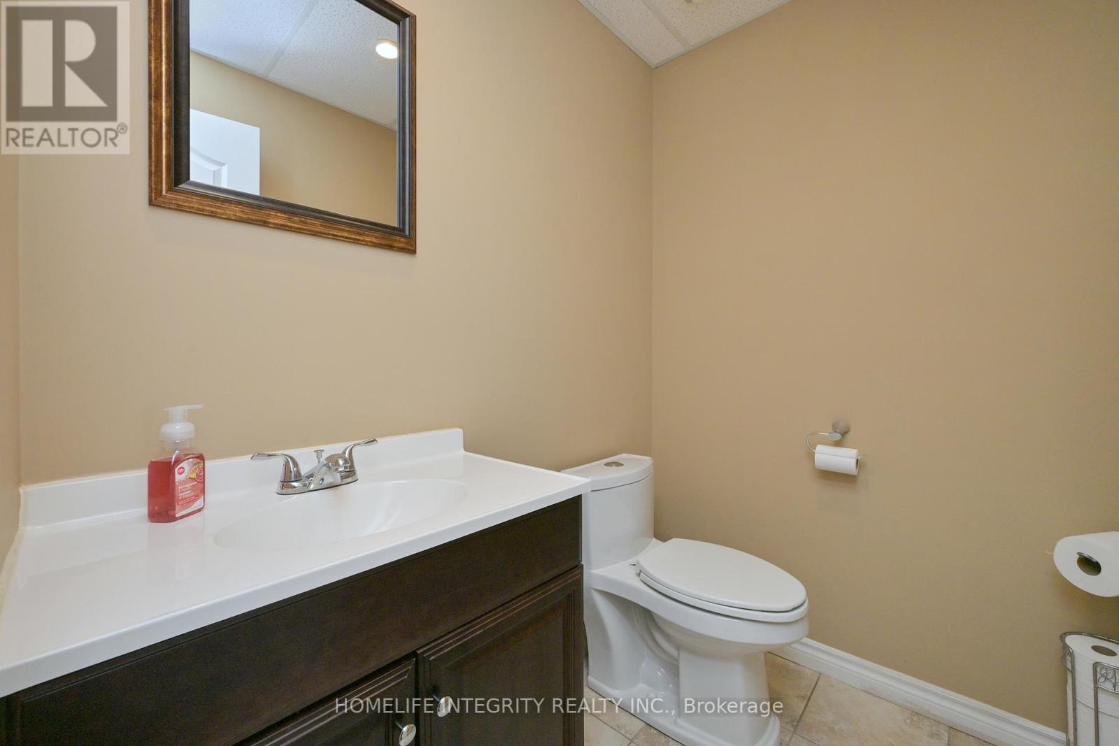 25 Berczy Street, Barrie (Codrington), Ontario  L4M 3P6 - Photo 10 - S12891732