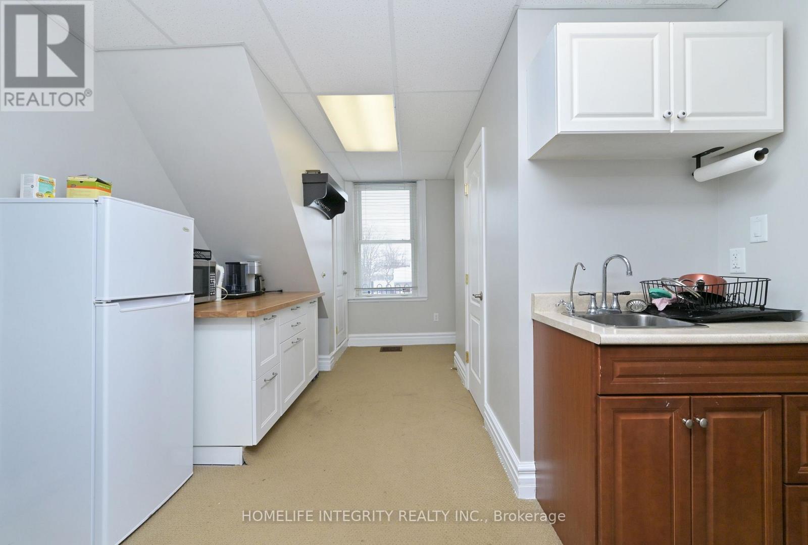 25 Berczy Street, Barrie (Codrington), Ontario  L4M 3P6 - Photo 11 - S12891732