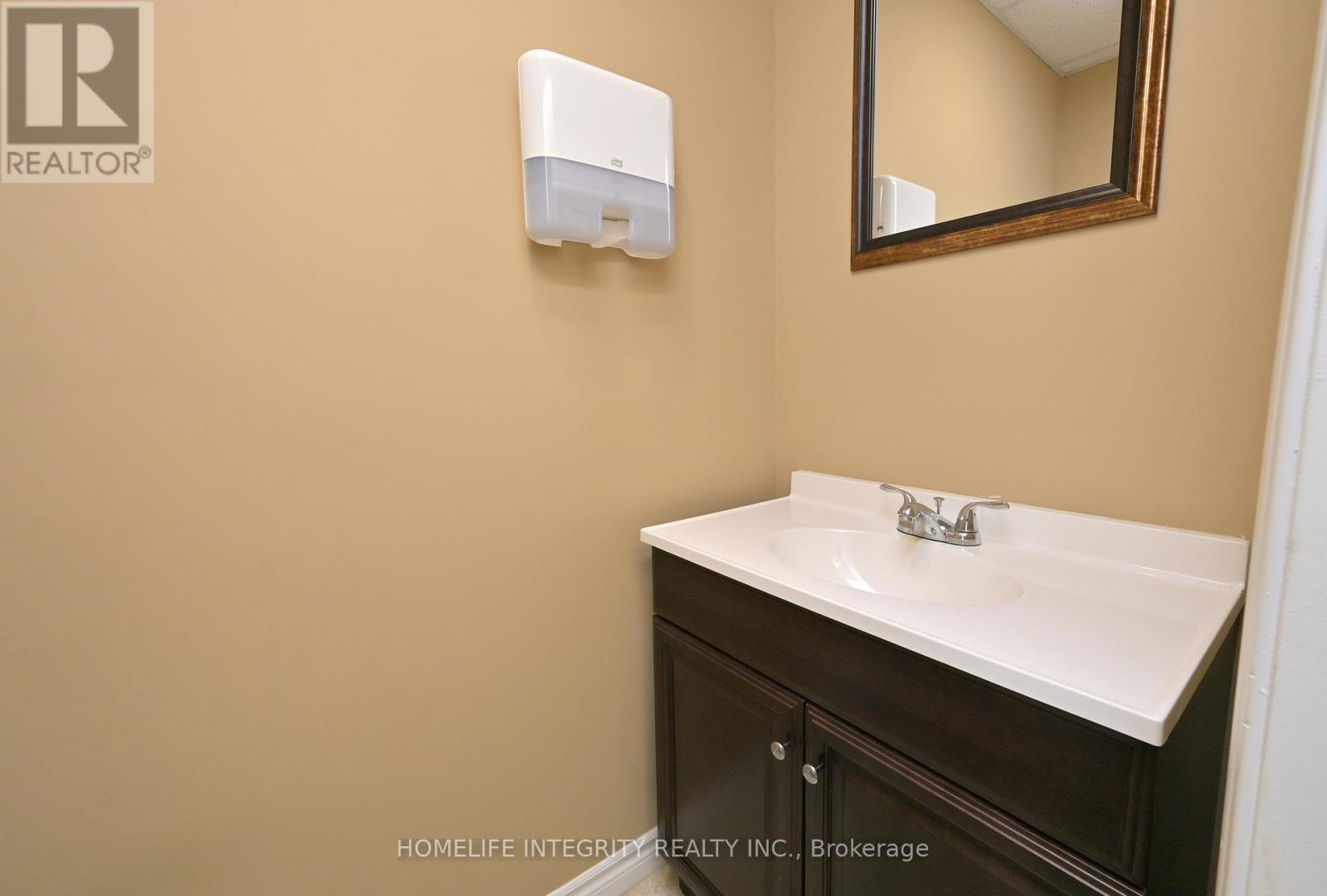 25 Berczy Street, Barrie (Codrington), Ontario  L4M 3P6 - Photo 16 - S12891732