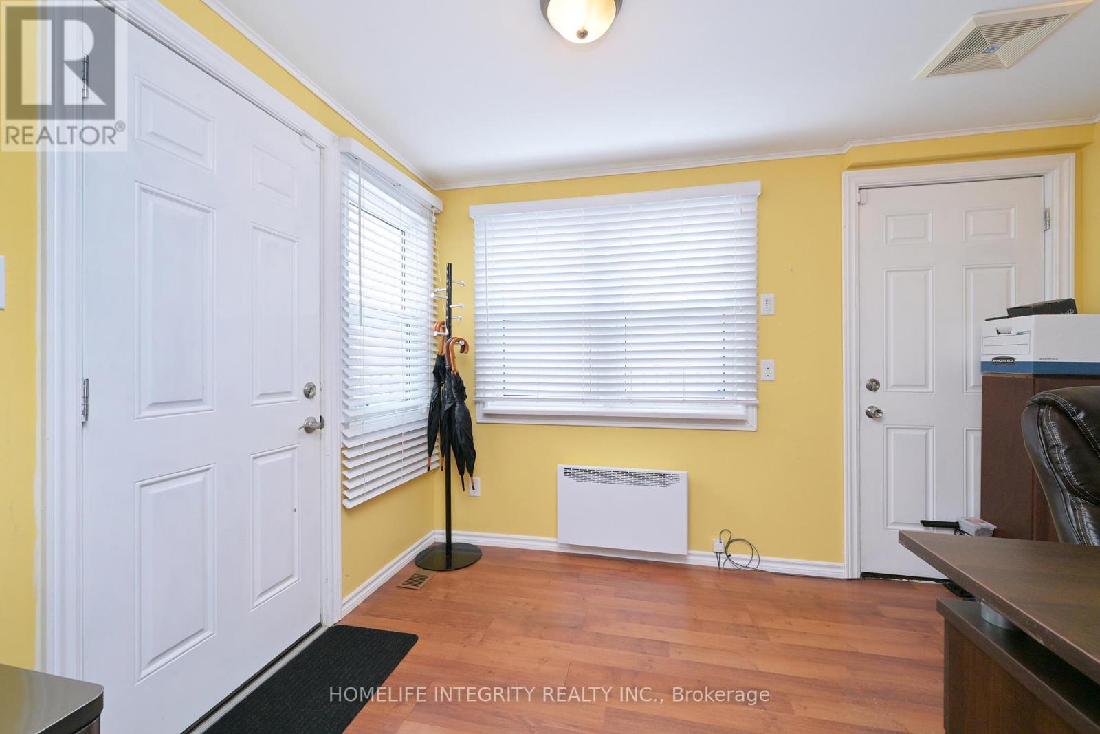 25 Berczy Street, Barrie (Codrington), Ontario  L4M 3P6 - Photo 17 - S12891732