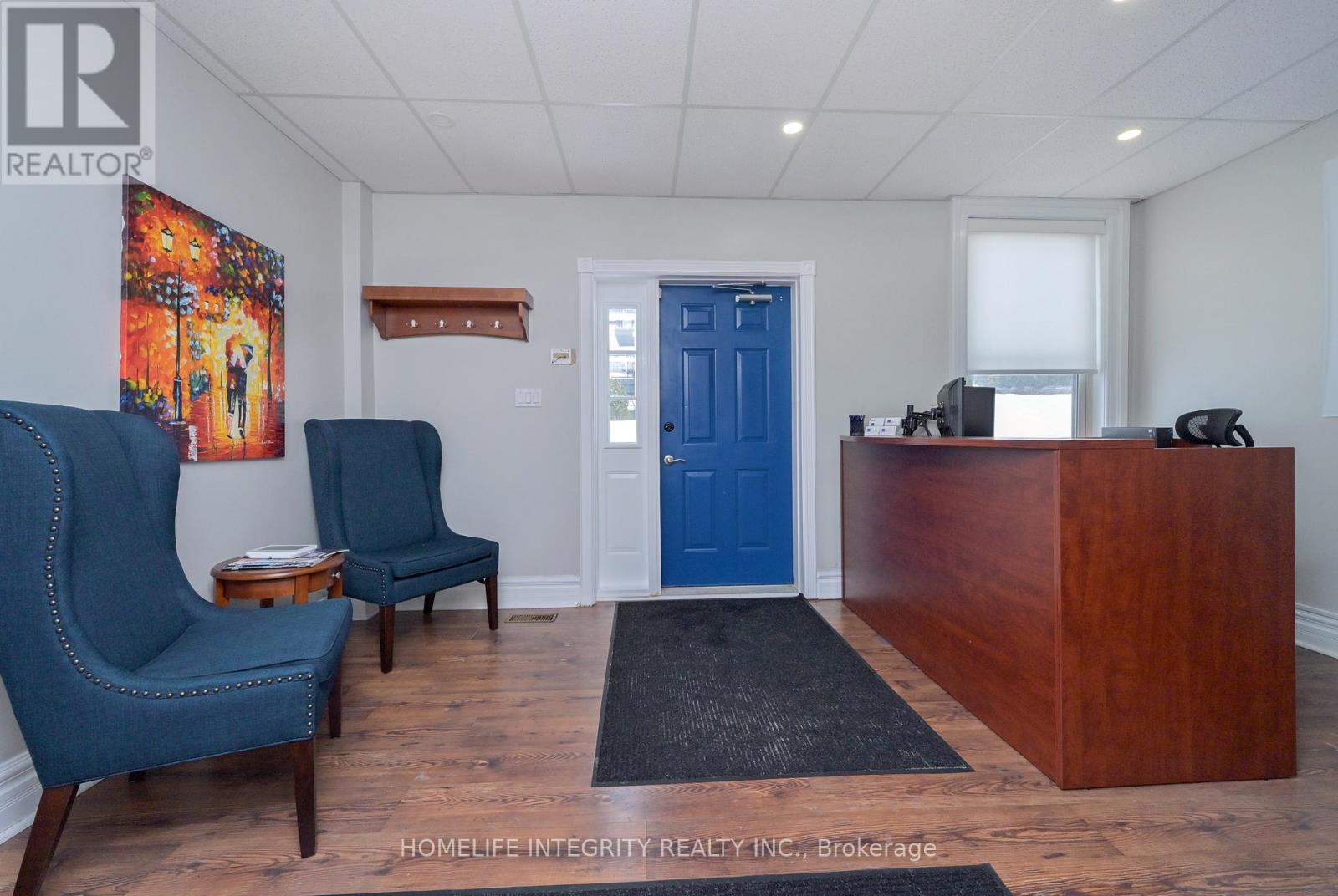 25 Berczy Street, Barrie (Codrington), Ontario  L4M 3P6 - Photo 5 - S12891732