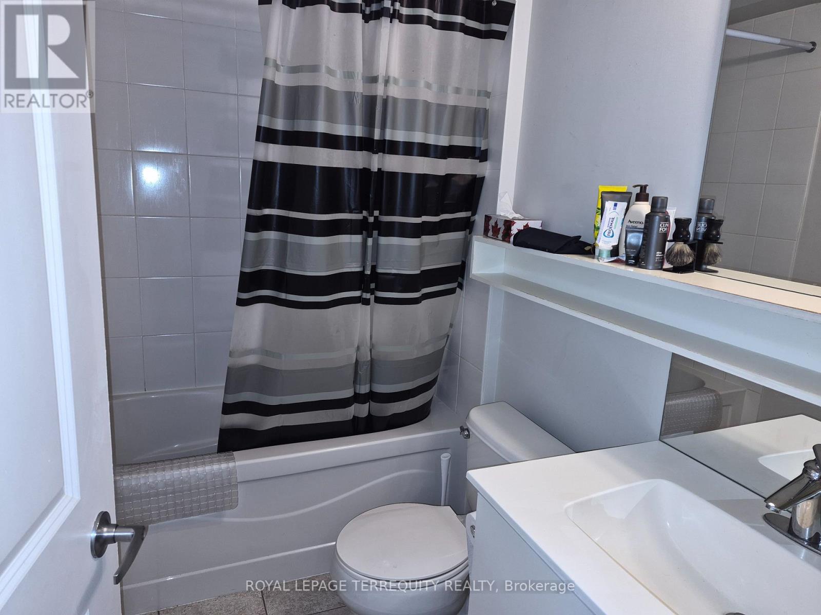 1302 - 2885 Bayview Avenue, Toronto (Bayview Village), Ontario  M2K 0A3 - Photo 10 - C12891260