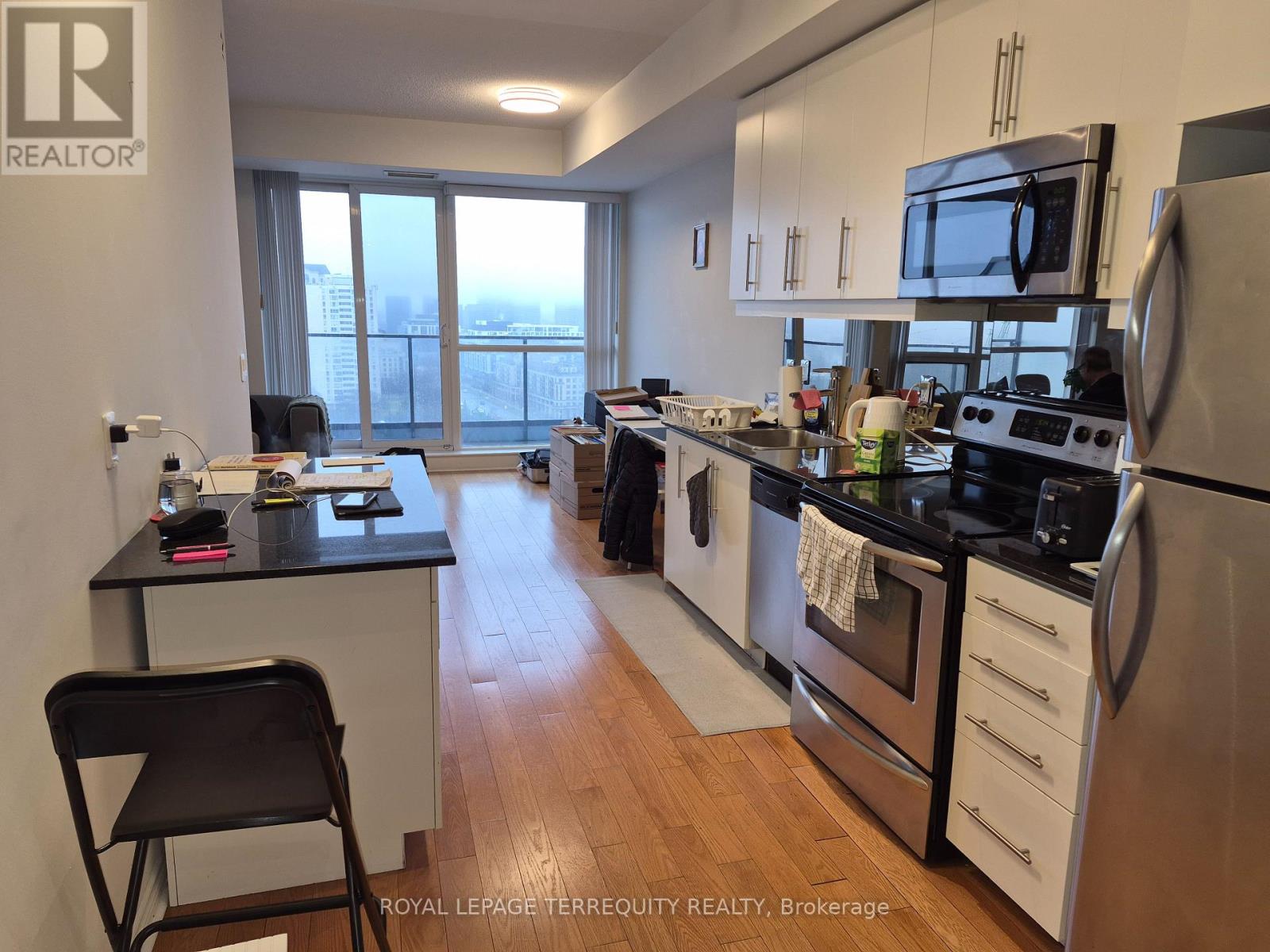 1302 - 2885 Bayview Avenue, Toronto (Bayview Village), Ontario  M2K 0A3 - Photo 4 - C12891260