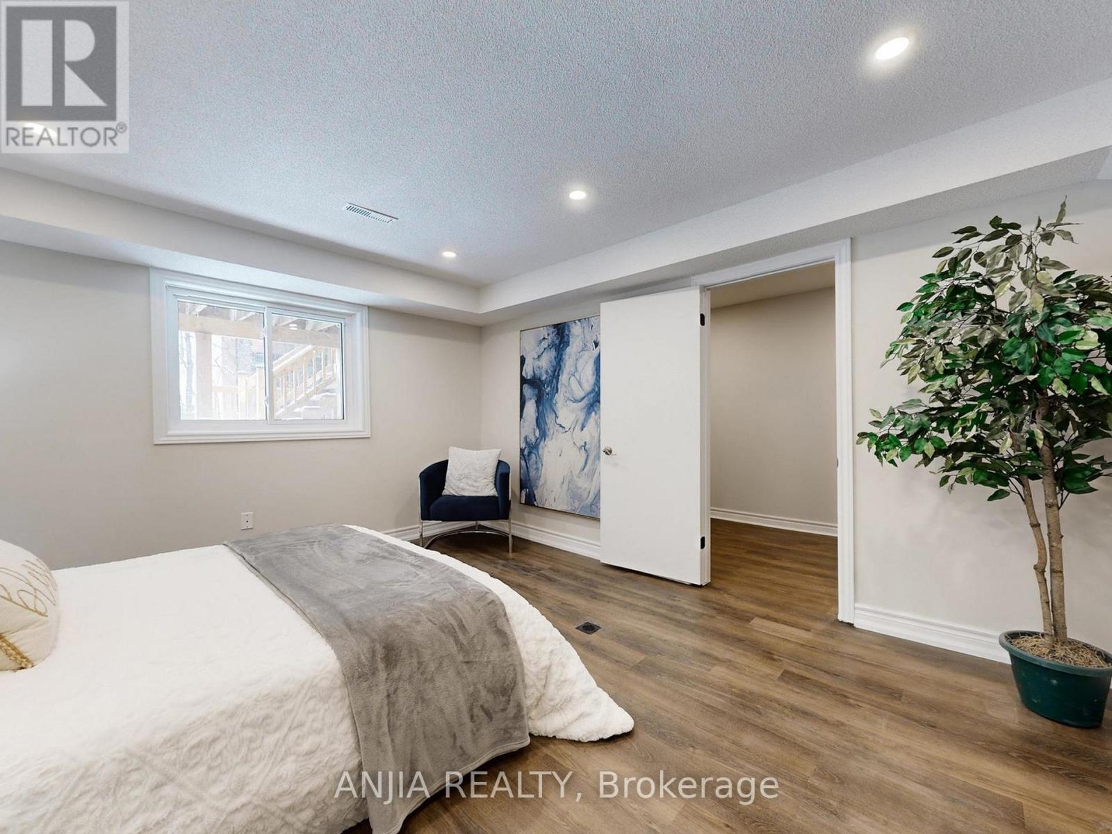 43 Leno Mills Avenue, Richmond Hill, Ontario  L4S 1C2 - Photo 43 - N12886264