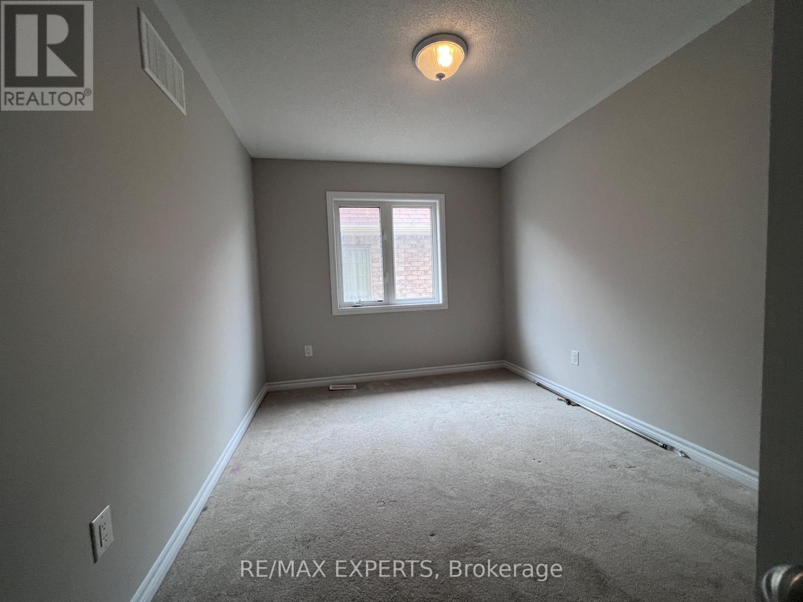 2205 Dawson Crescent, Innisfil (Alcona), Ontario  L9S 0G9 - Photo 22 - N12888862