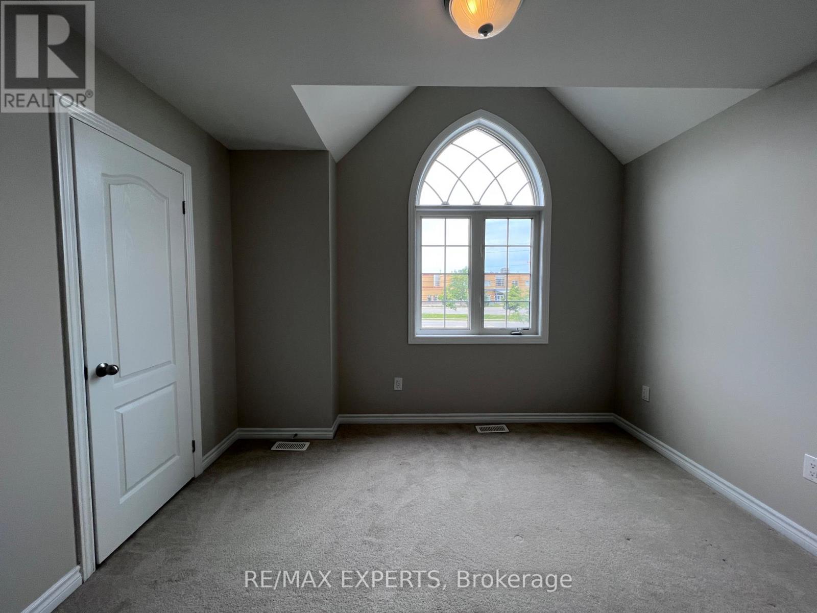 2205 Dawson Crescent, Innisfil (Alcona), Ontario  L9S 0G9 - Photo 24 - N12888862