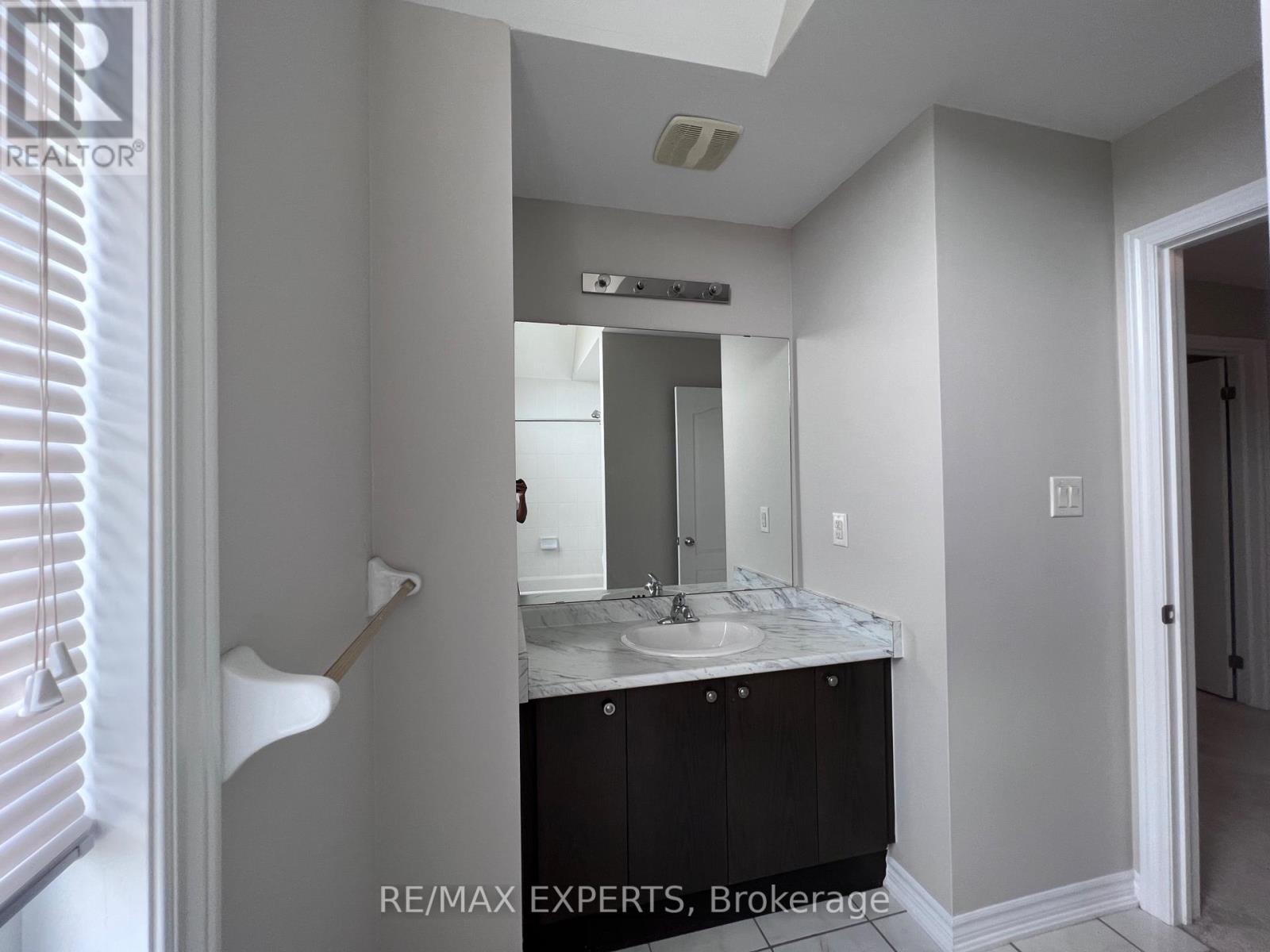 2205 Dawson Crescent, Innisfil (Alcona), Ontario  L9S 0G9 - Photo 26 - N12888862